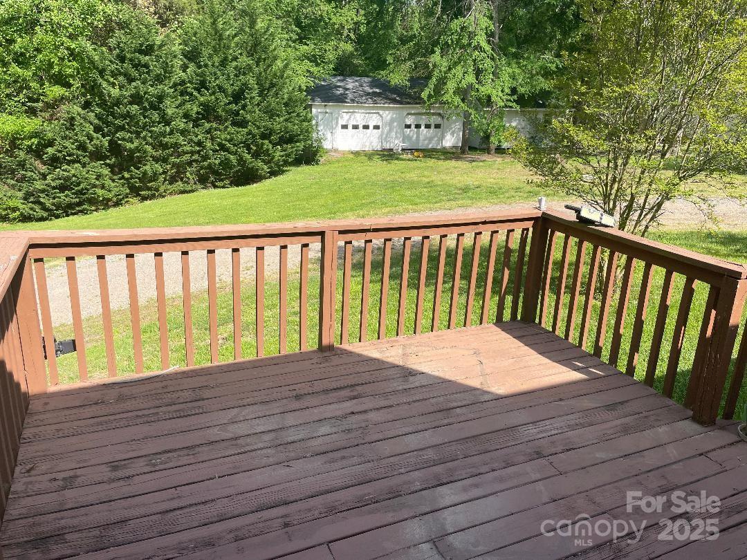 1300 Irish Potato Road Property Photo 40