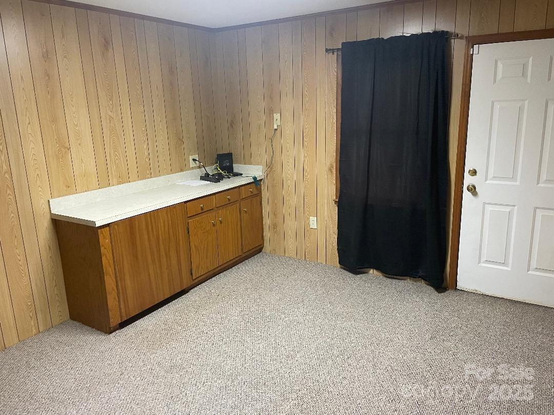 1300 Irish Potato Road Property Photo 43