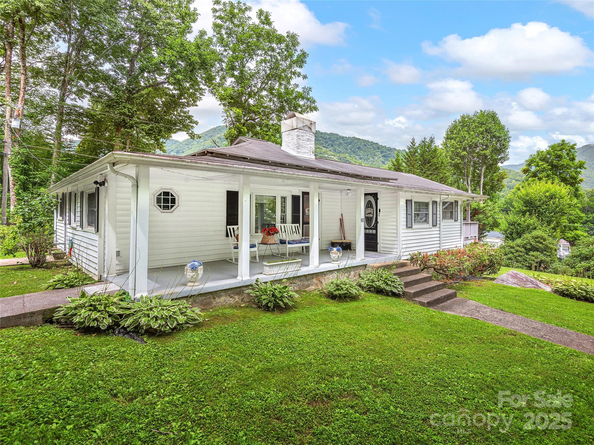330 Johnson Branch Road Property Photo