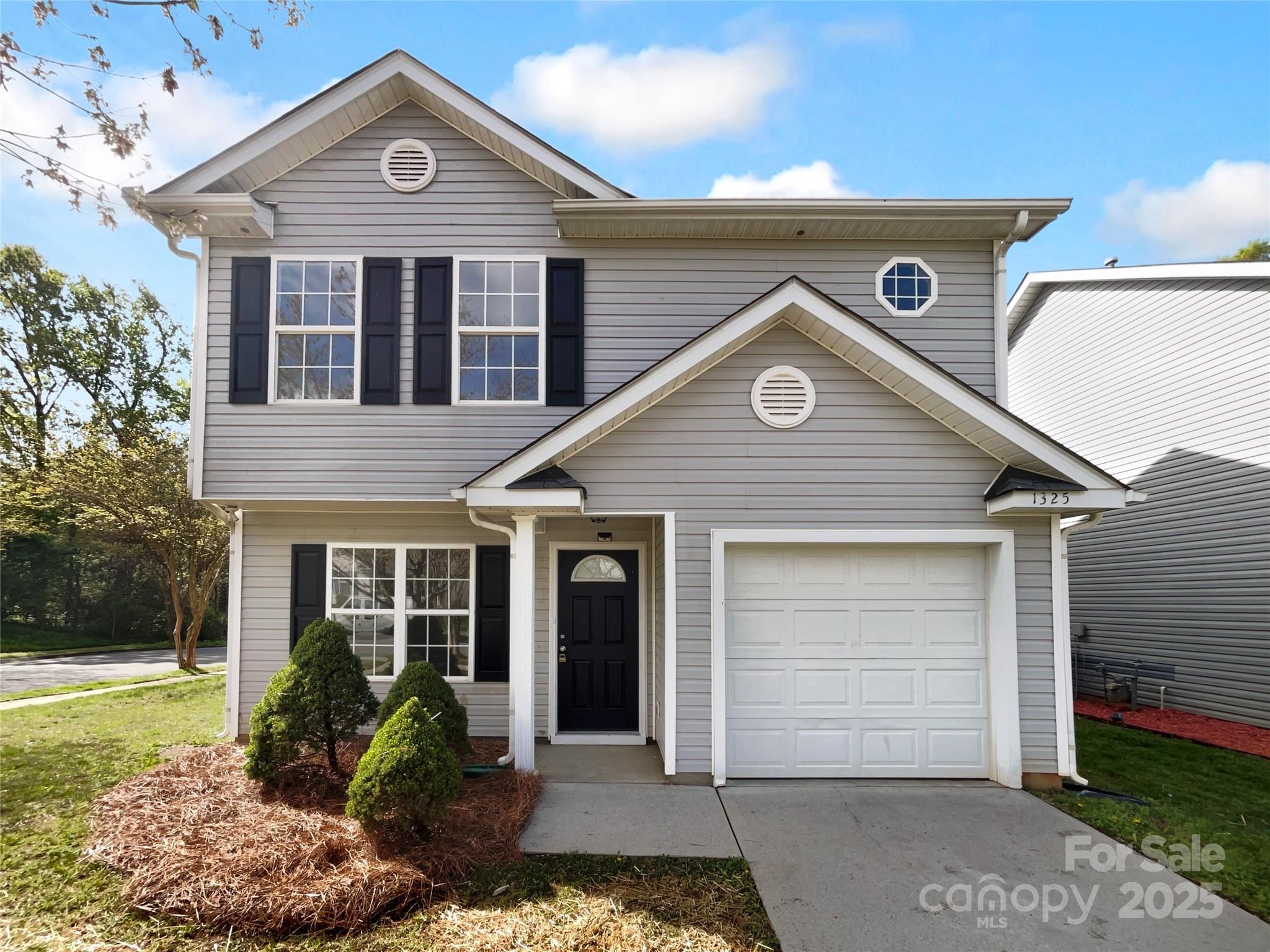 1325 Crandon Drive Property Photo