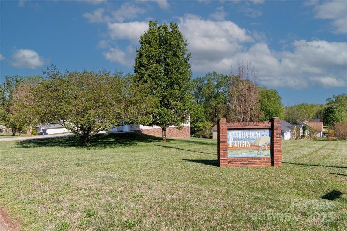 106 Zurich Lane Property Photo 10