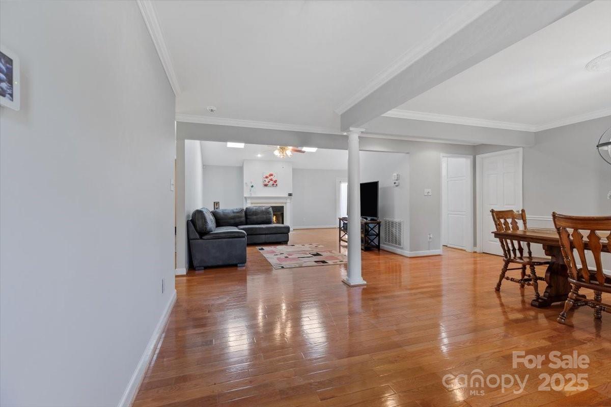 106 Zurich Lane Property Photo 13