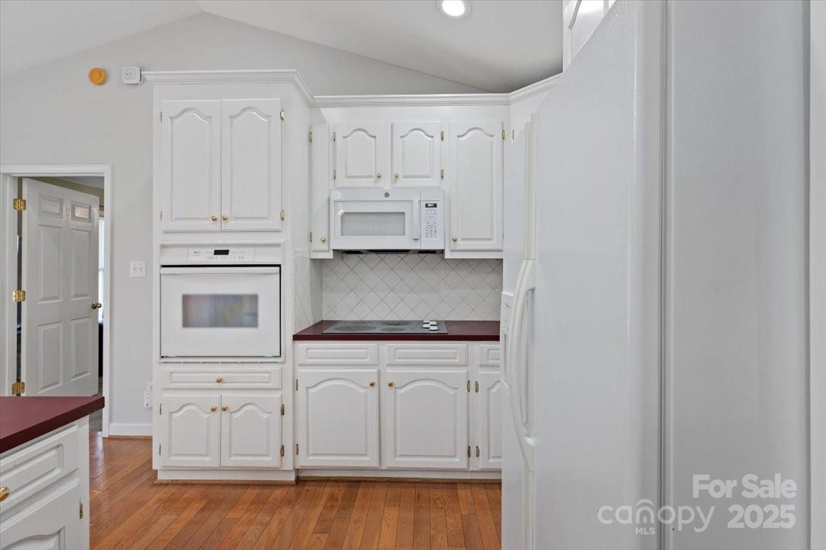 106 Zurich Lane Property Photo 20