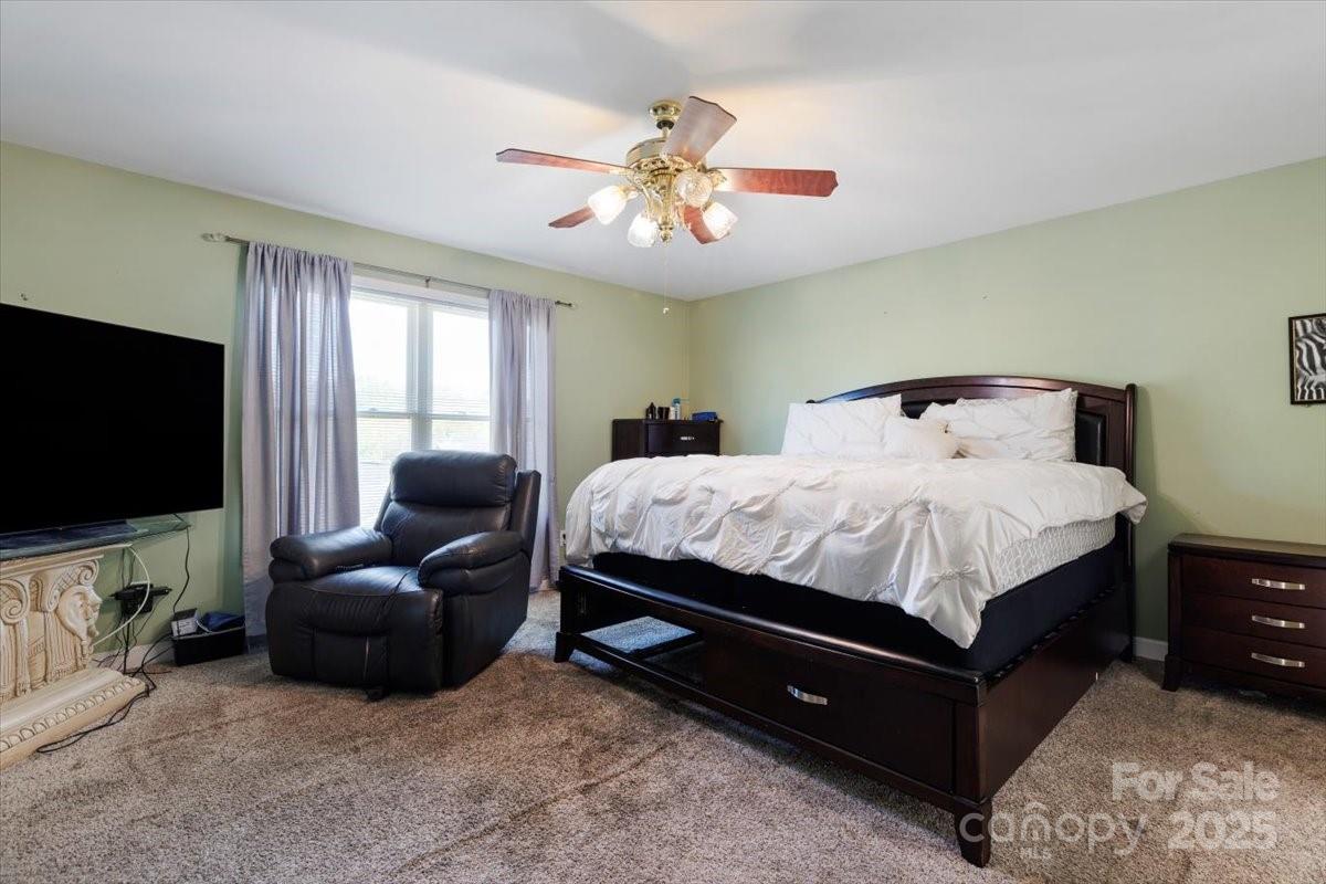 106 Zurich Lane Property Photo 28