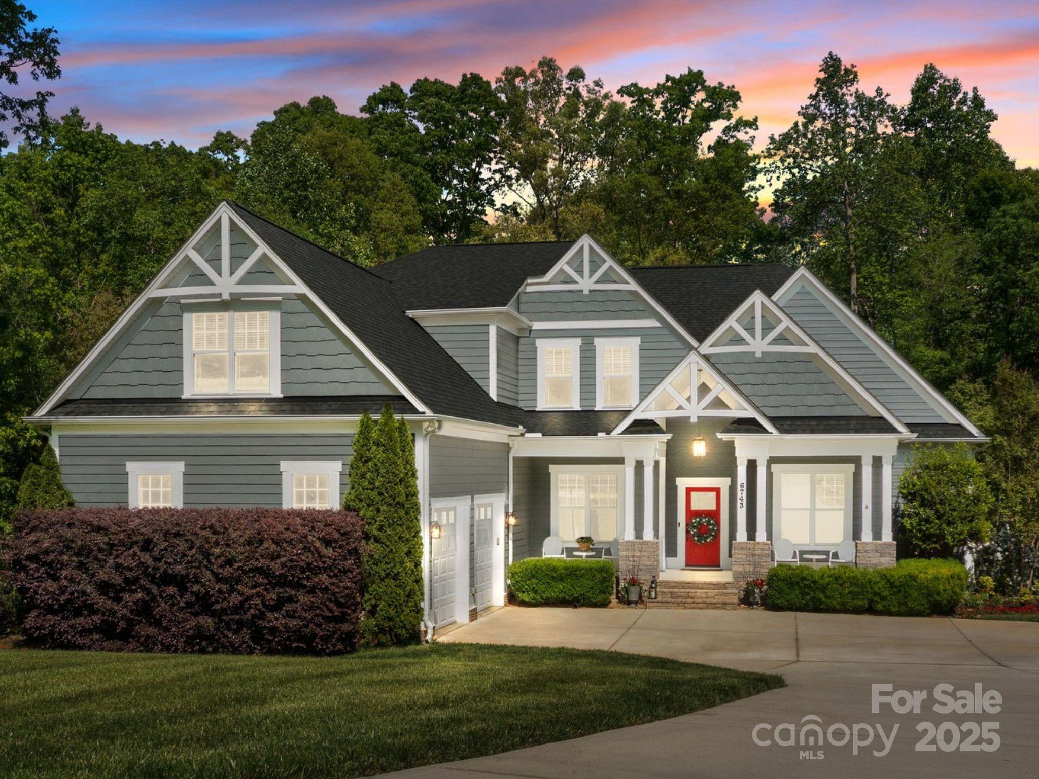 6743 Fox Ridge Circle Property Photo