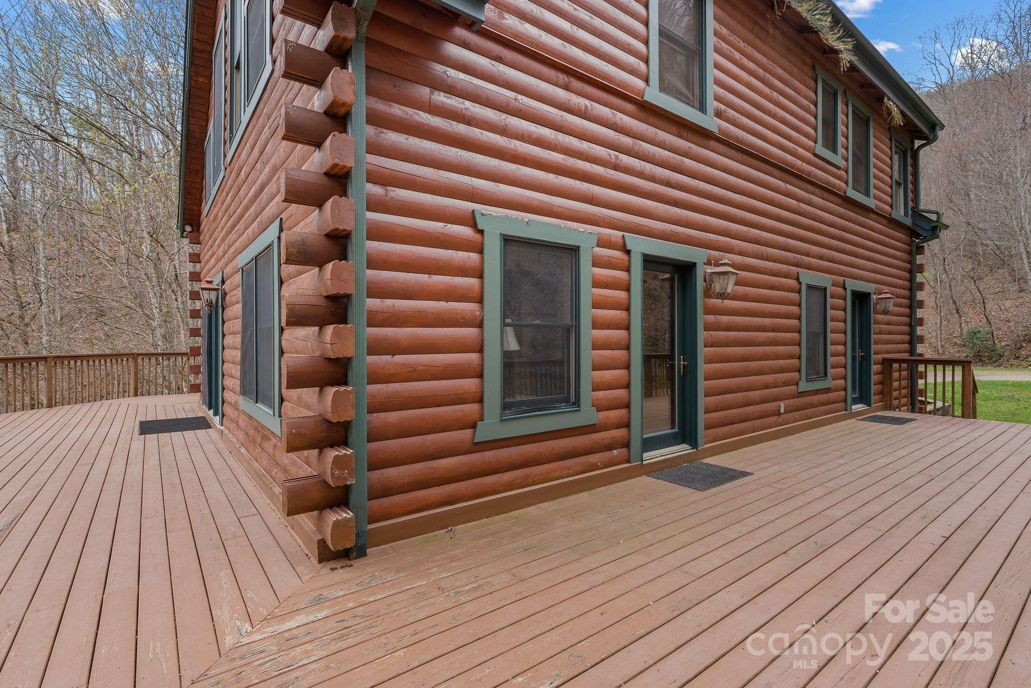 8020 Meadow Fork Road Property Photo 8