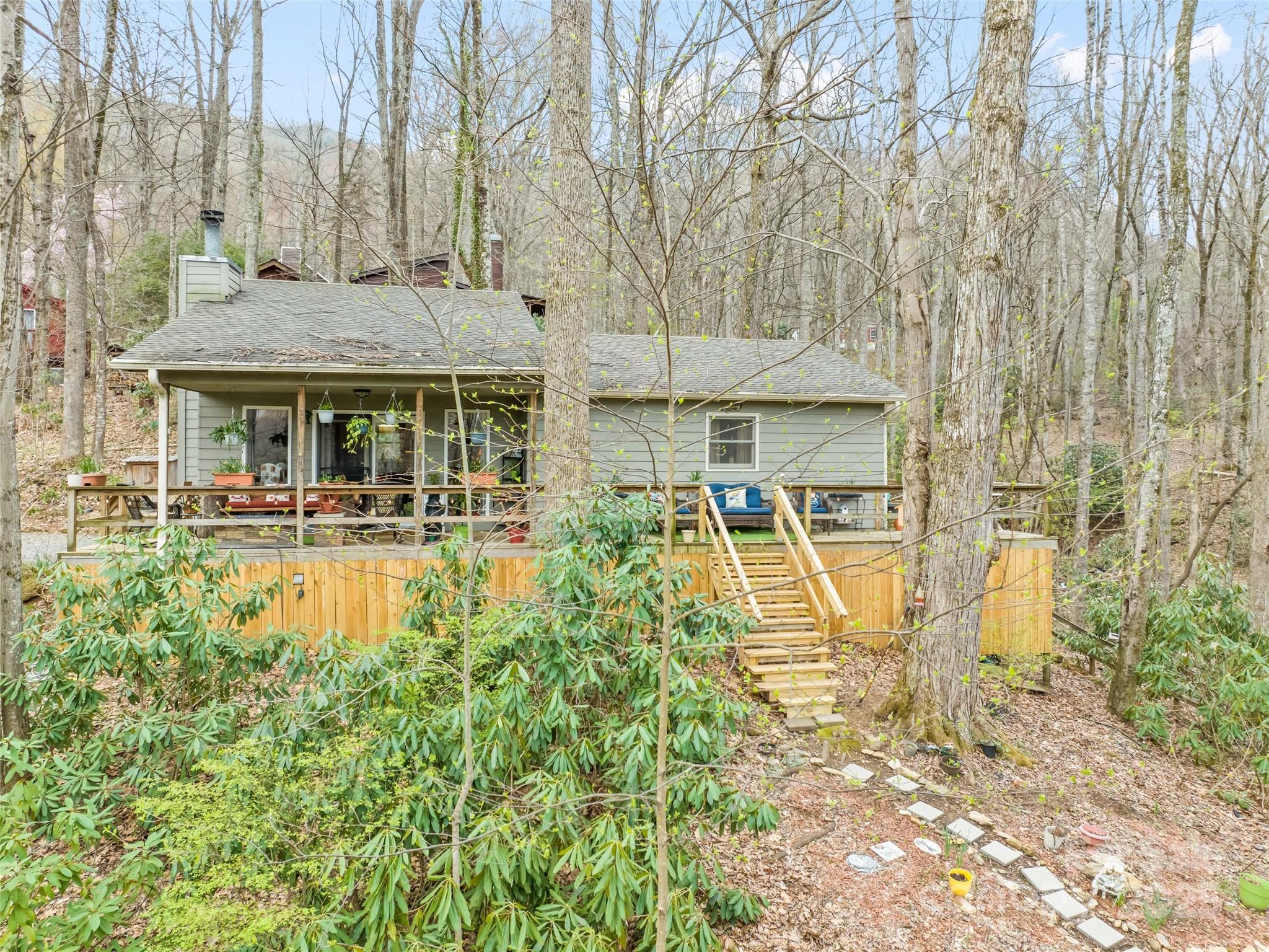 170 Blue Jay Loop Property Photo