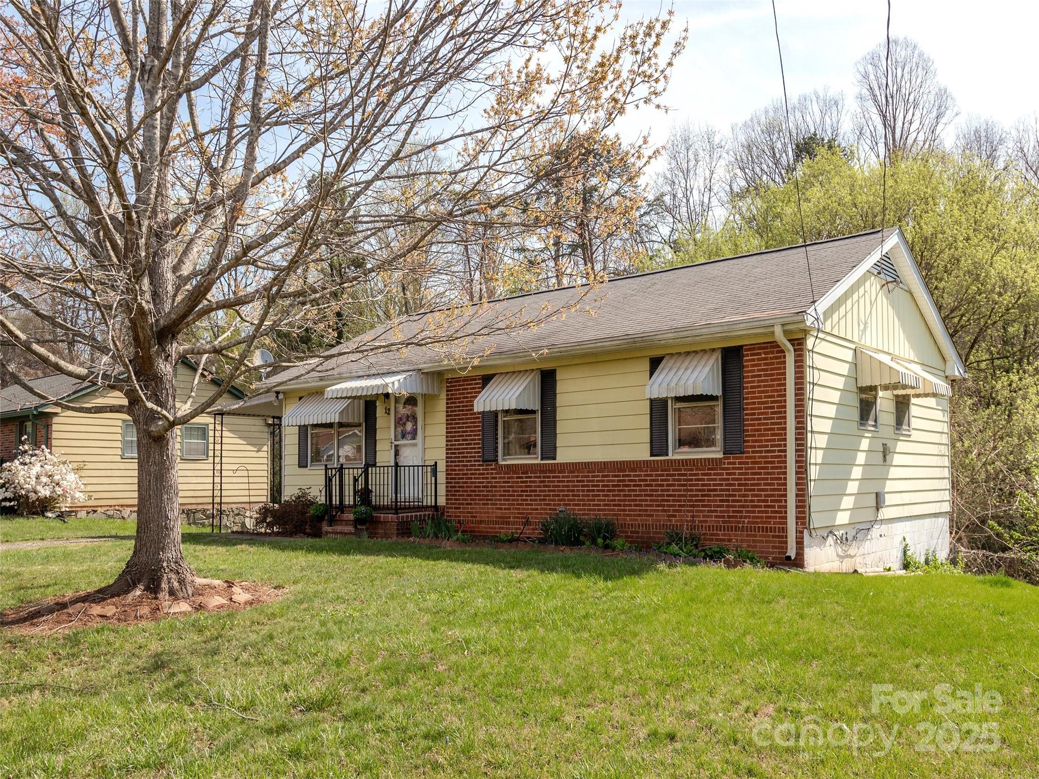 12 Birchwood Lane Property Photo