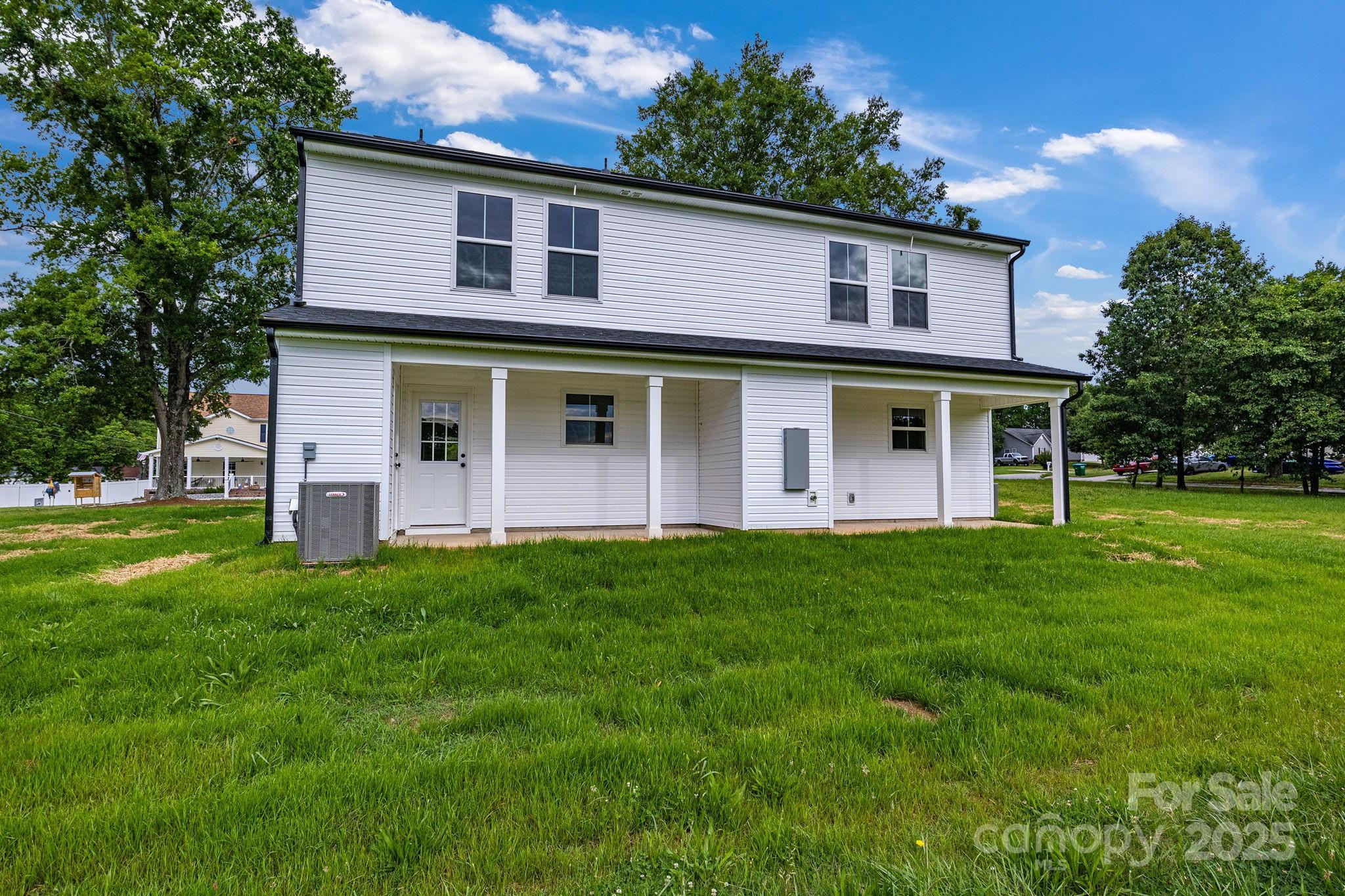 304 And 306 Buford Drive Property Photo 4