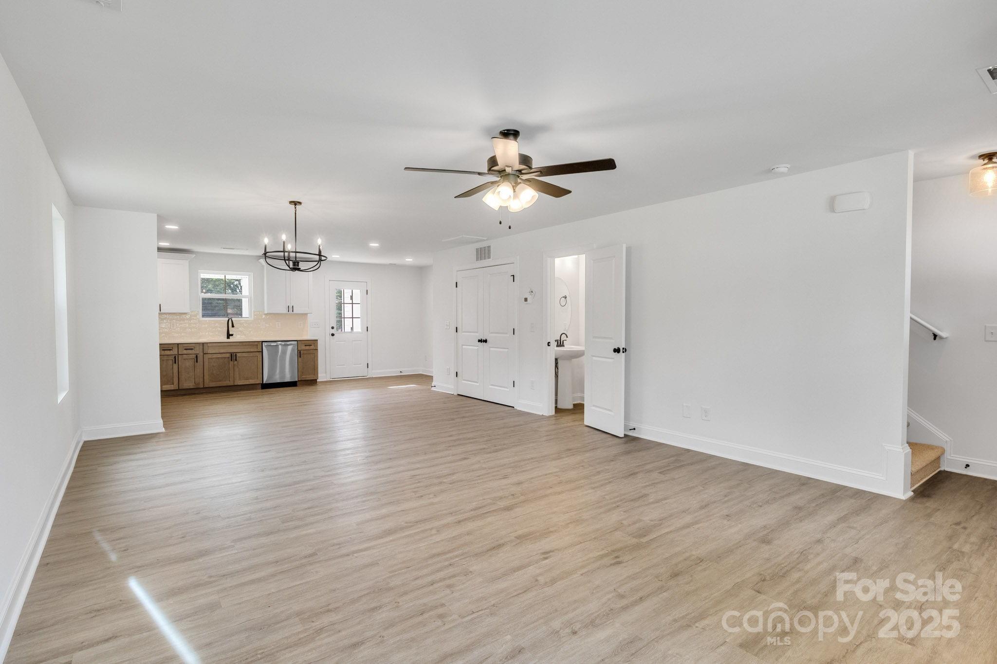 304 And 306 Buford Drive Property Photo 6