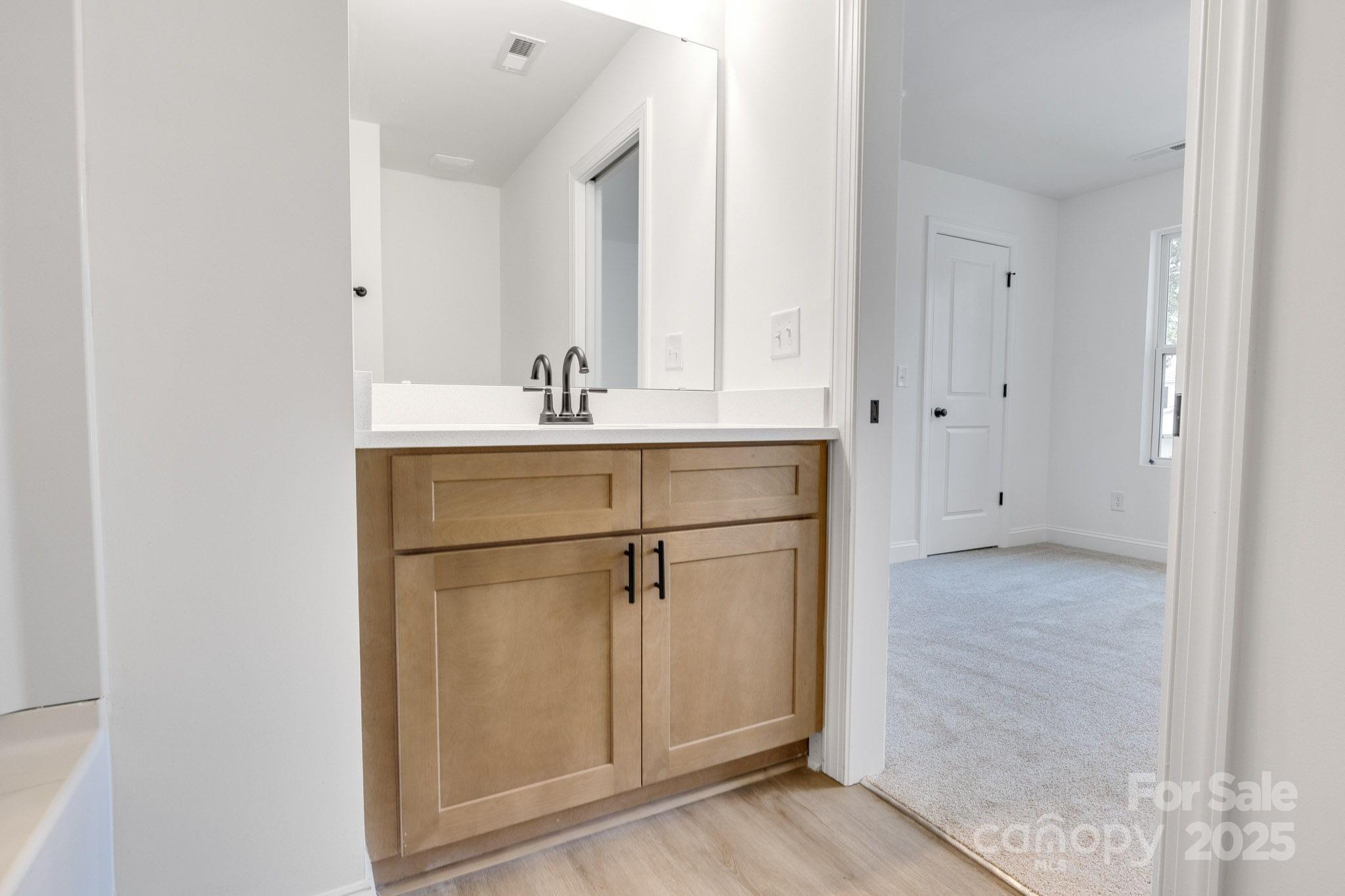 304 And 306 Buford Drive Property Photo 13