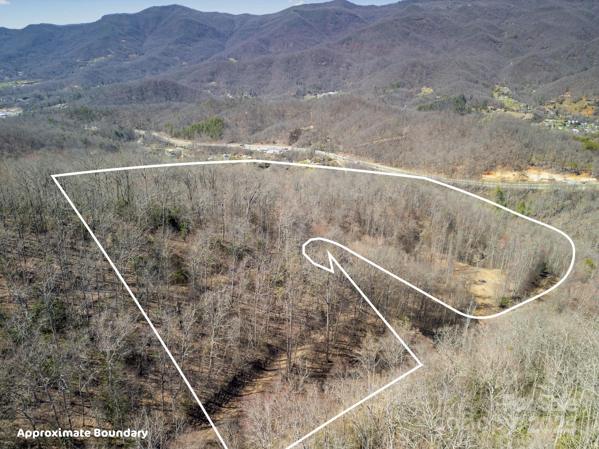 6 Copperhead Cove Property Photo 14