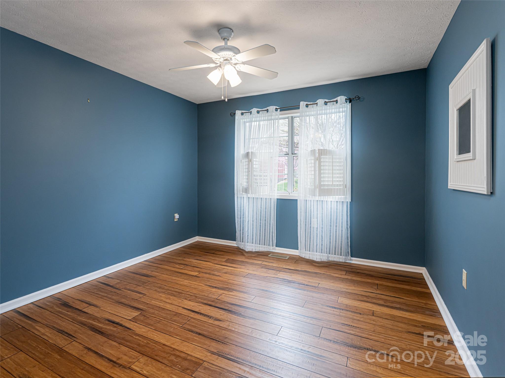 361 Laurel Park Place Property Photo 19