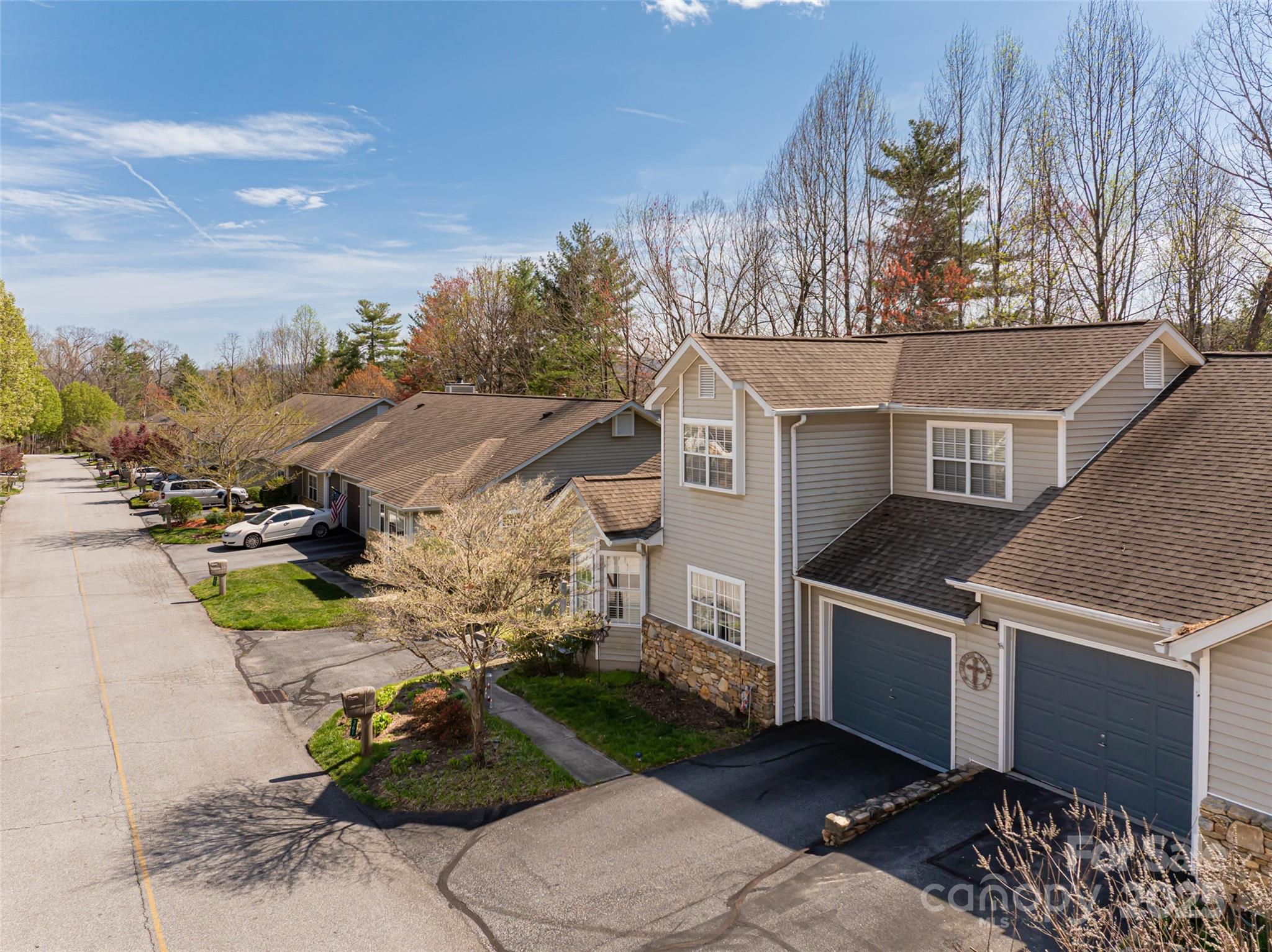 361 Laurel Park Place Property Photo 40