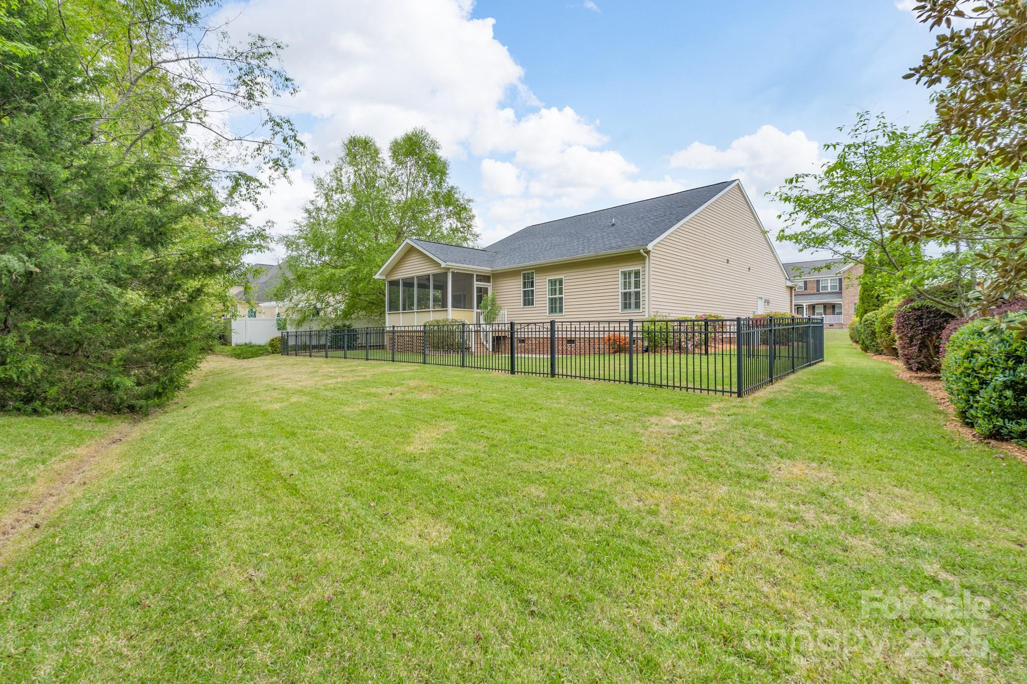 5135 Norway Lane Property Photo 25