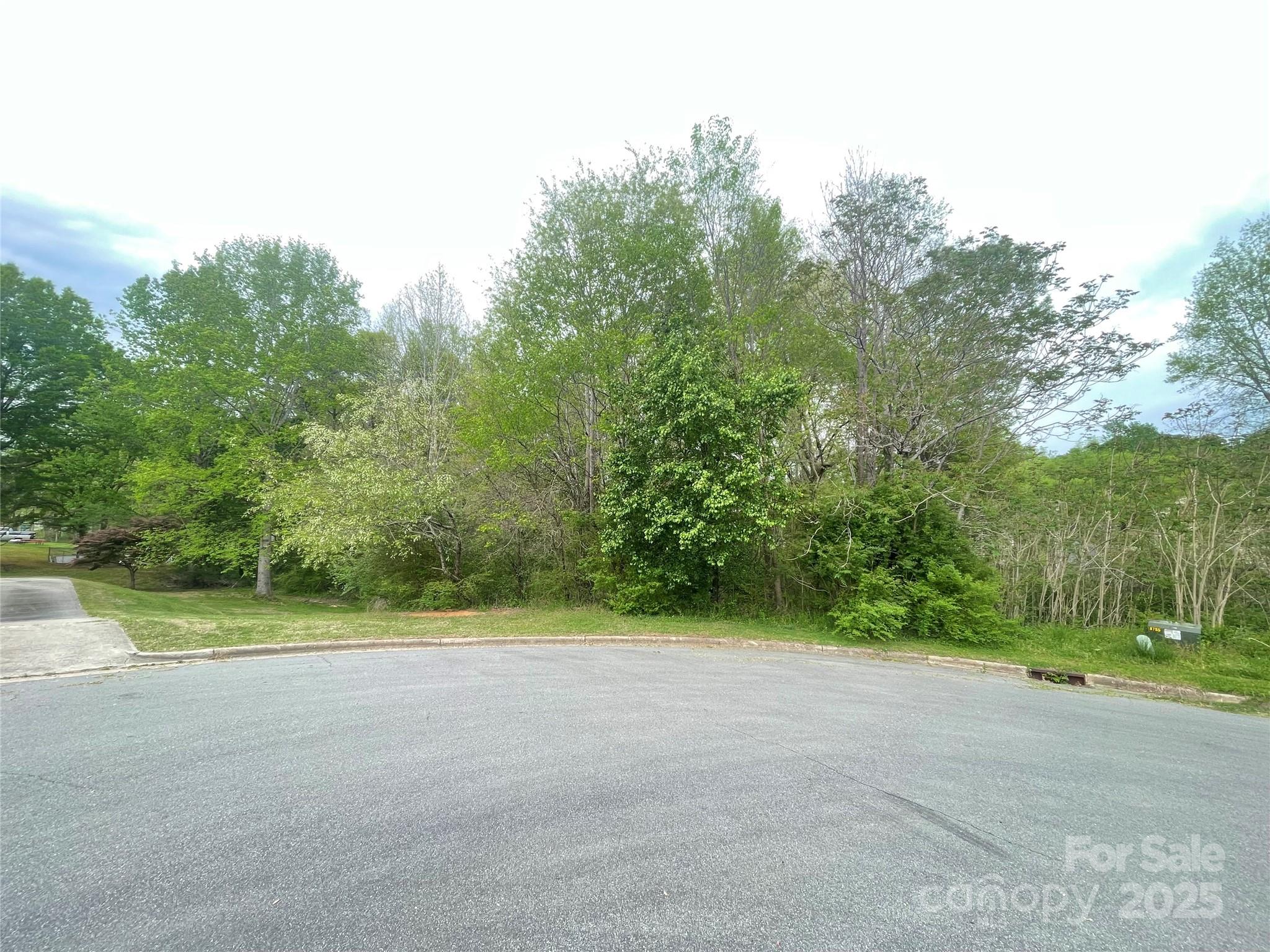 00 Moss Court Property Photo 1