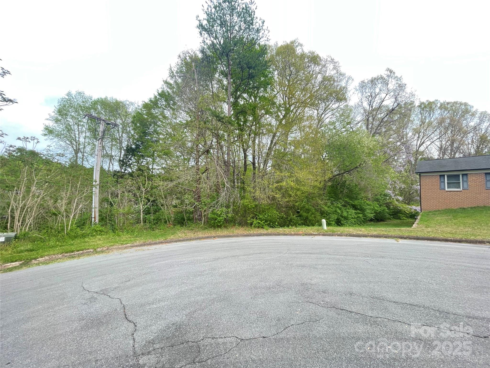 00 Moss Court Property Photo 1