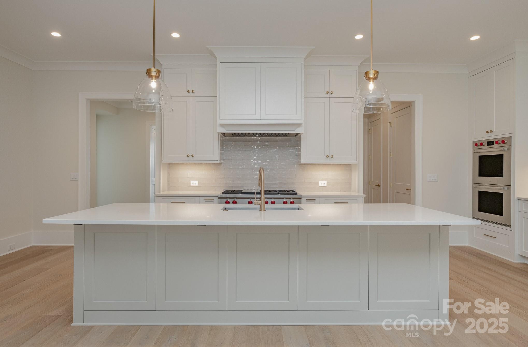 2924 Sharon View Road B Property Photo 2