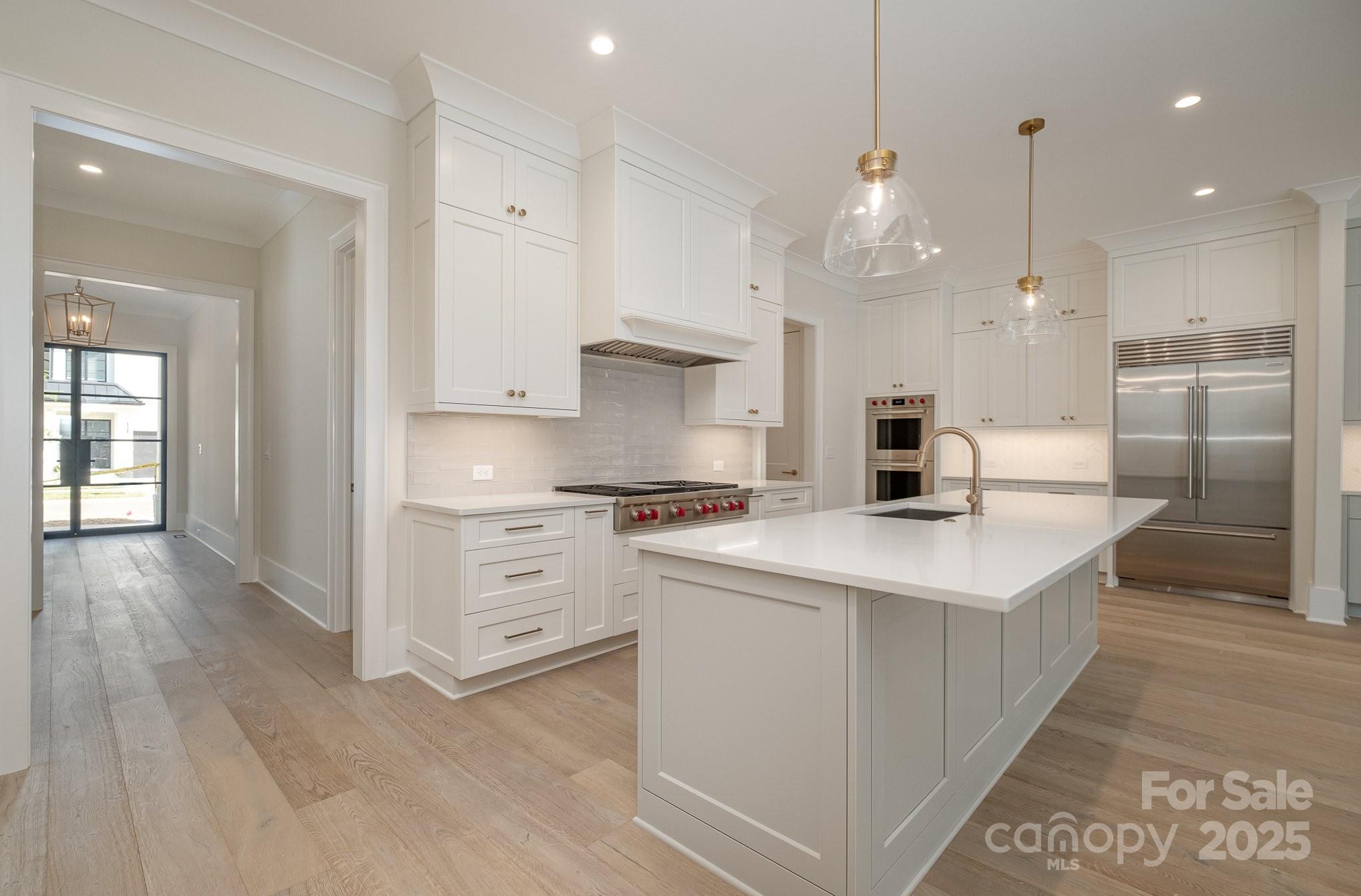 2924 Sharon View Road B Property Photo 3