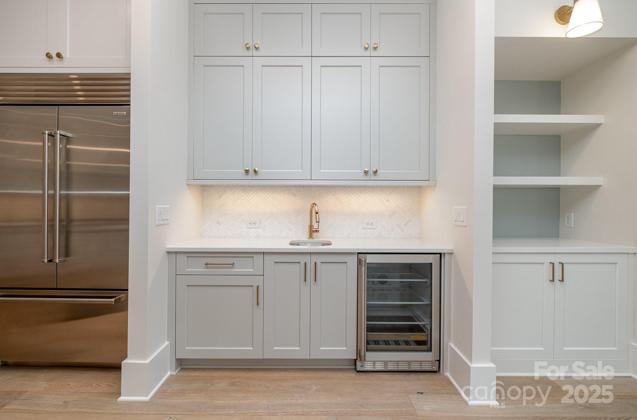 2924 Sharon View Road B Property Photo 13