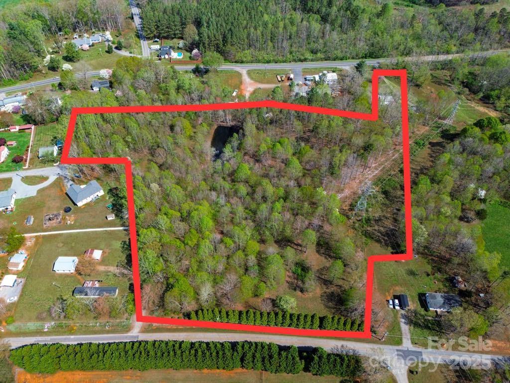 1636 Fred Hinshaw Road Property Photo