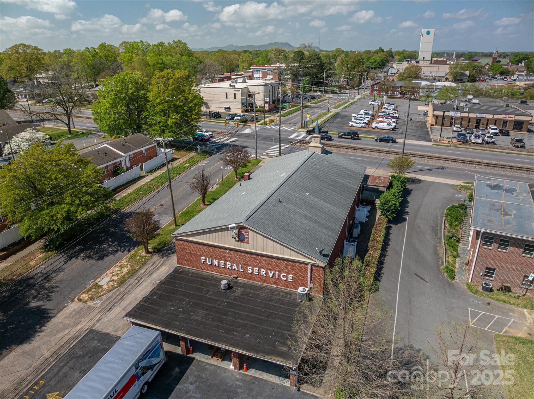 220 S Broad Street Property Photo 5