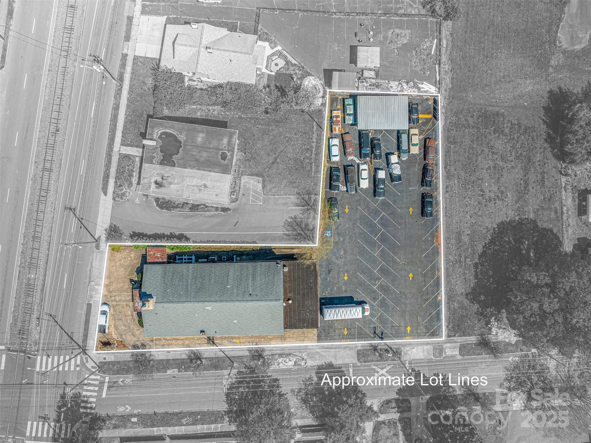 220 S Broad Street Property Photo 6