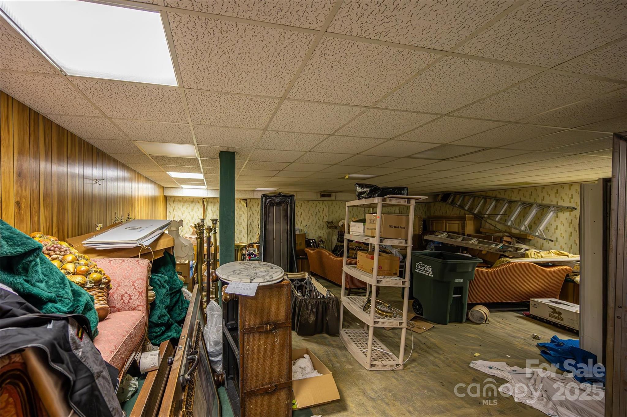220 S Broad Street Property Photo 35