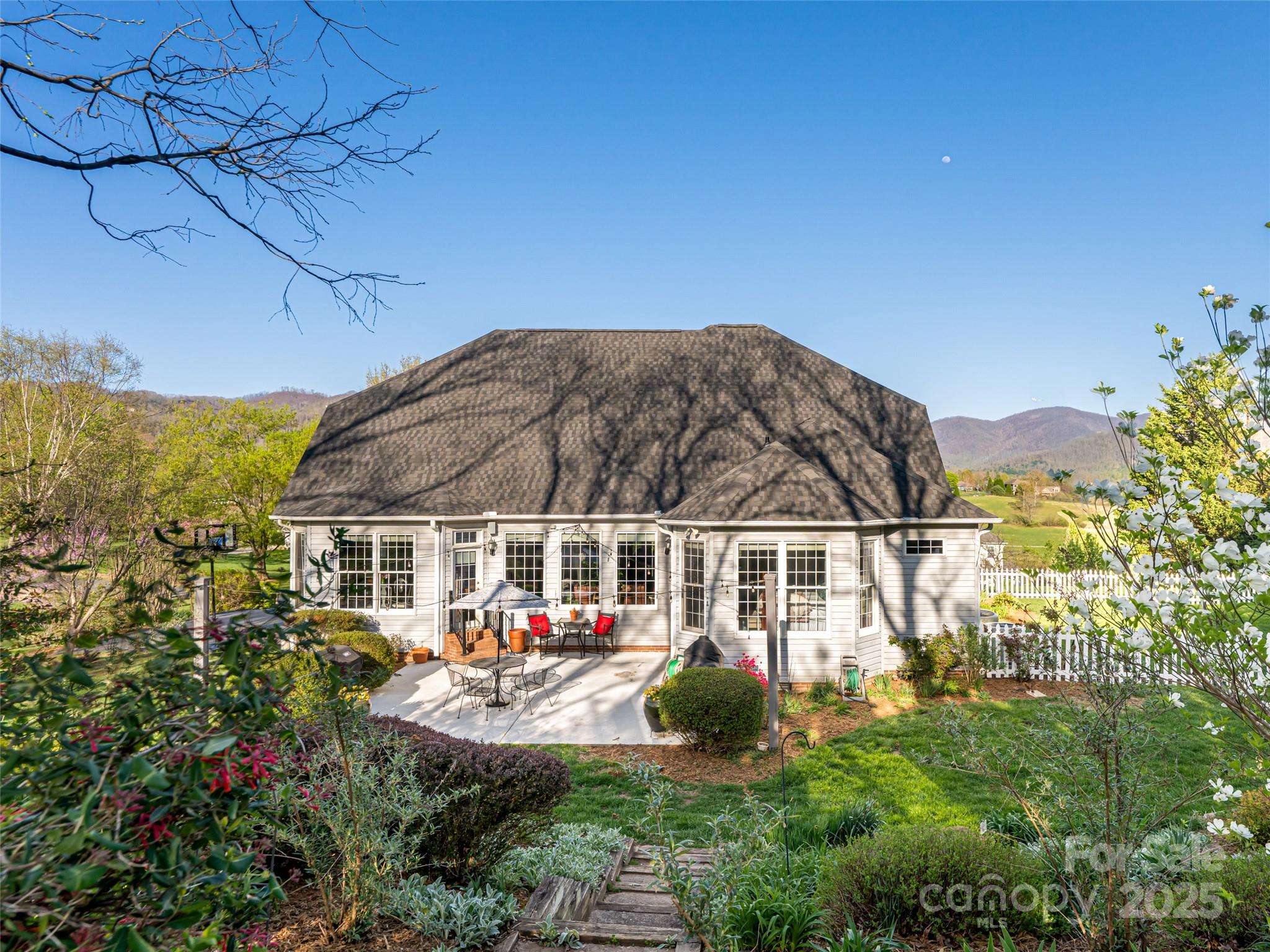 9 Meadow Glen Drive Property Photo 33