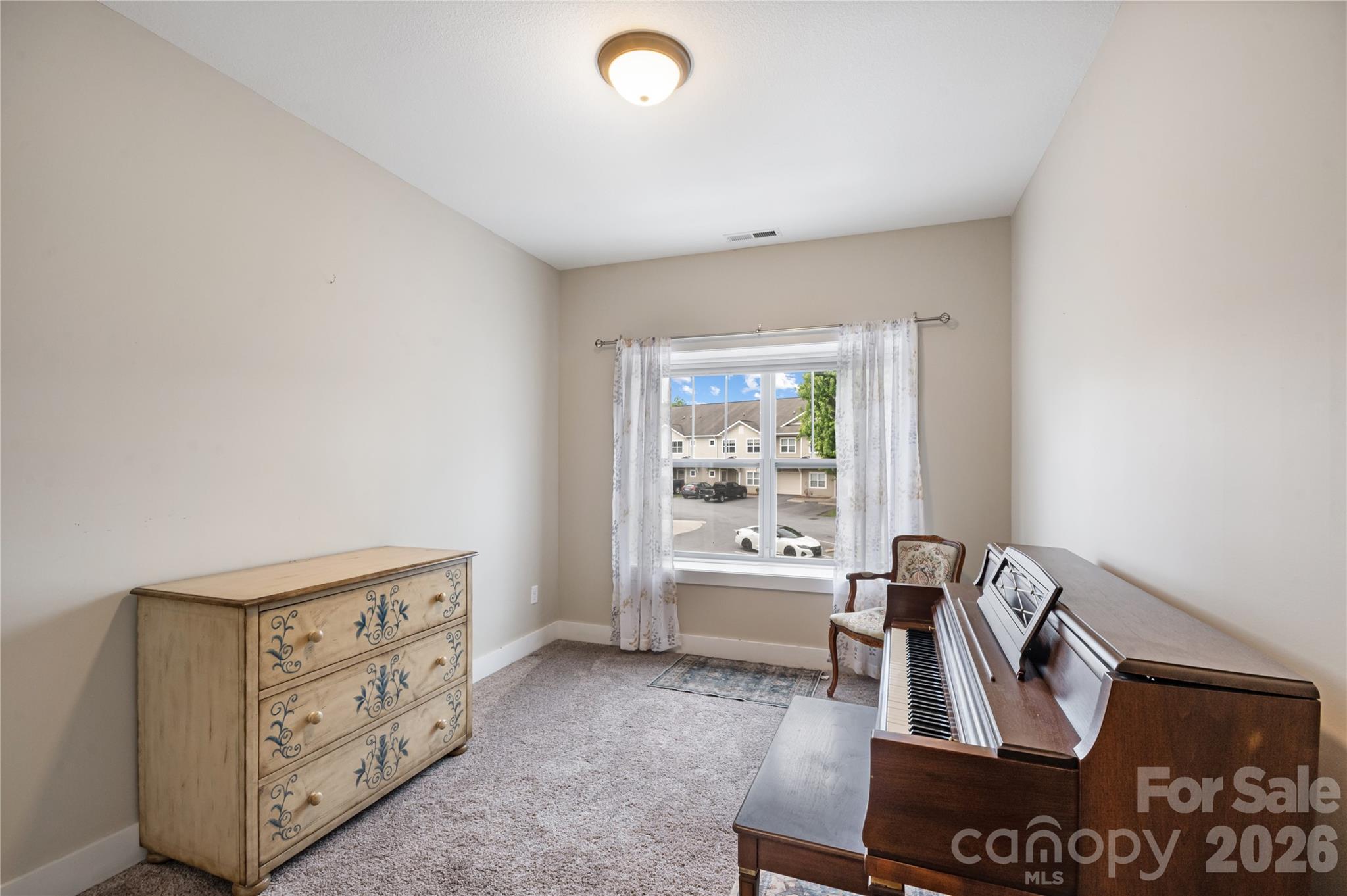 124 Foxden Drive 303 Property Photo 5
