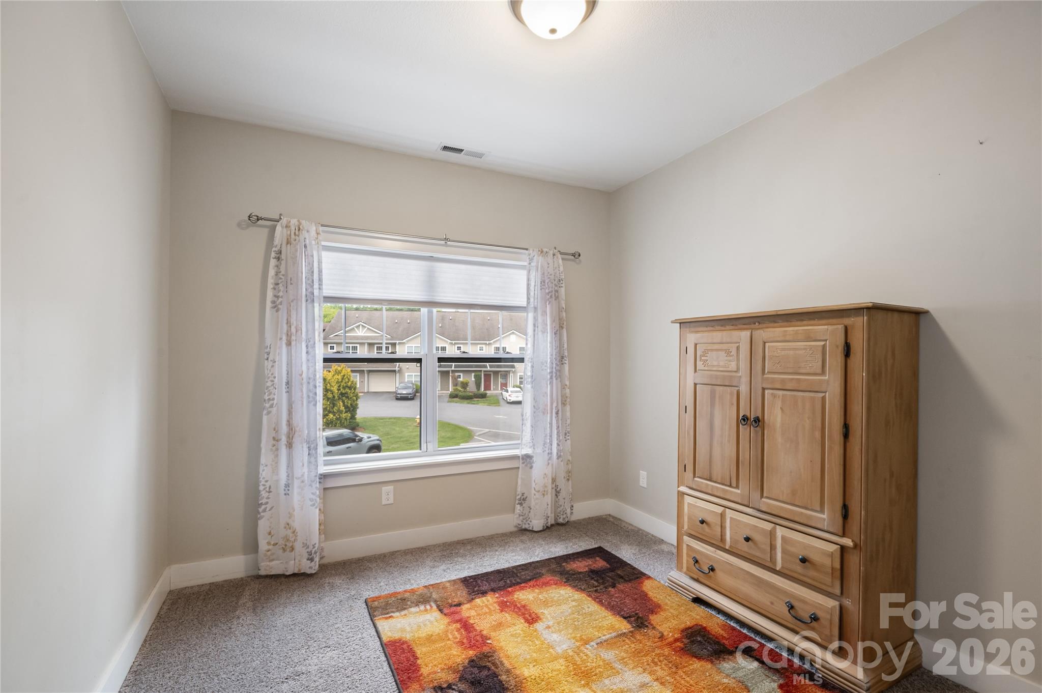 124 Foxden Drive 303 Property Photo 7