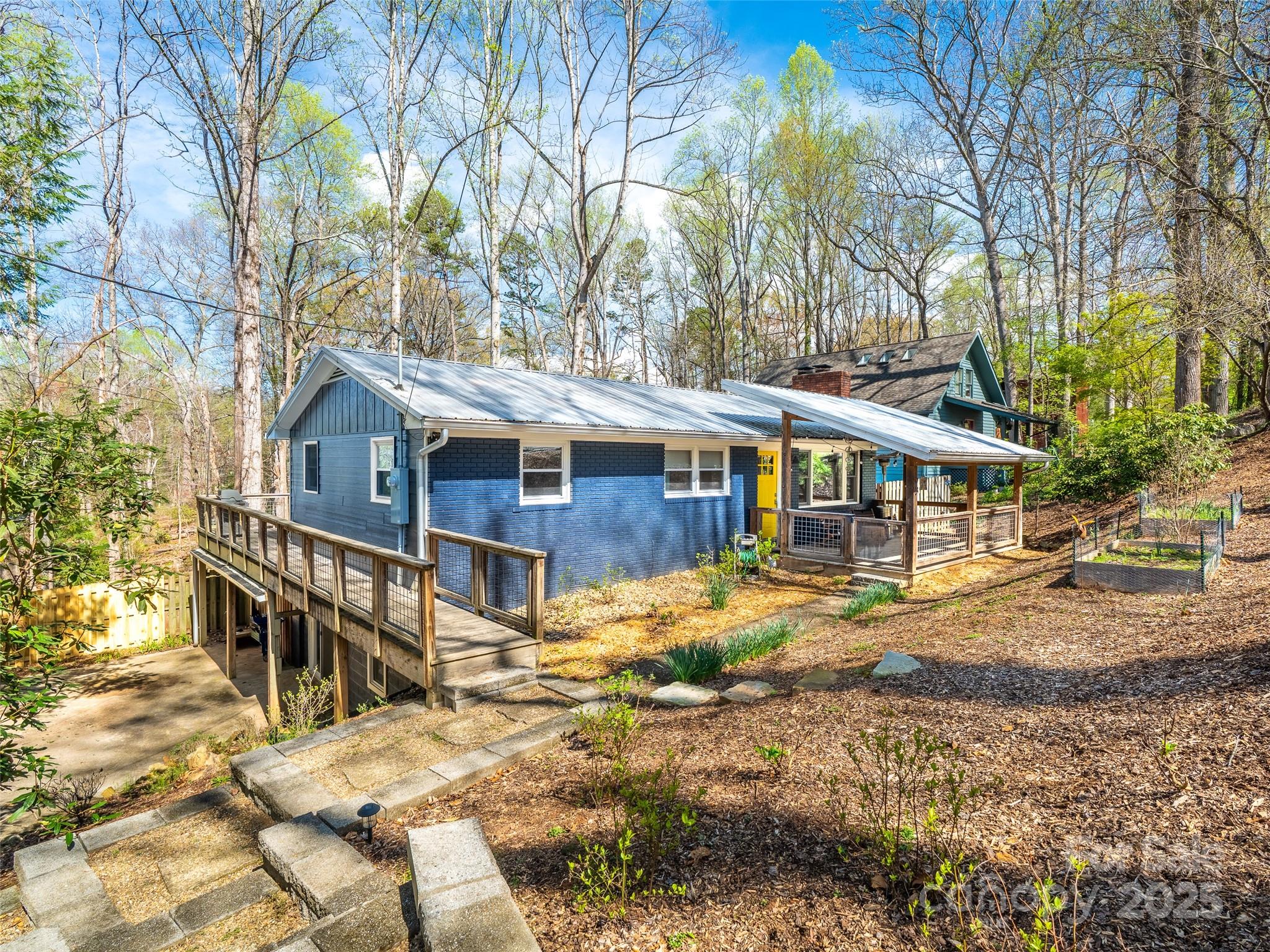 93 Morningside Drive Property Photo 1