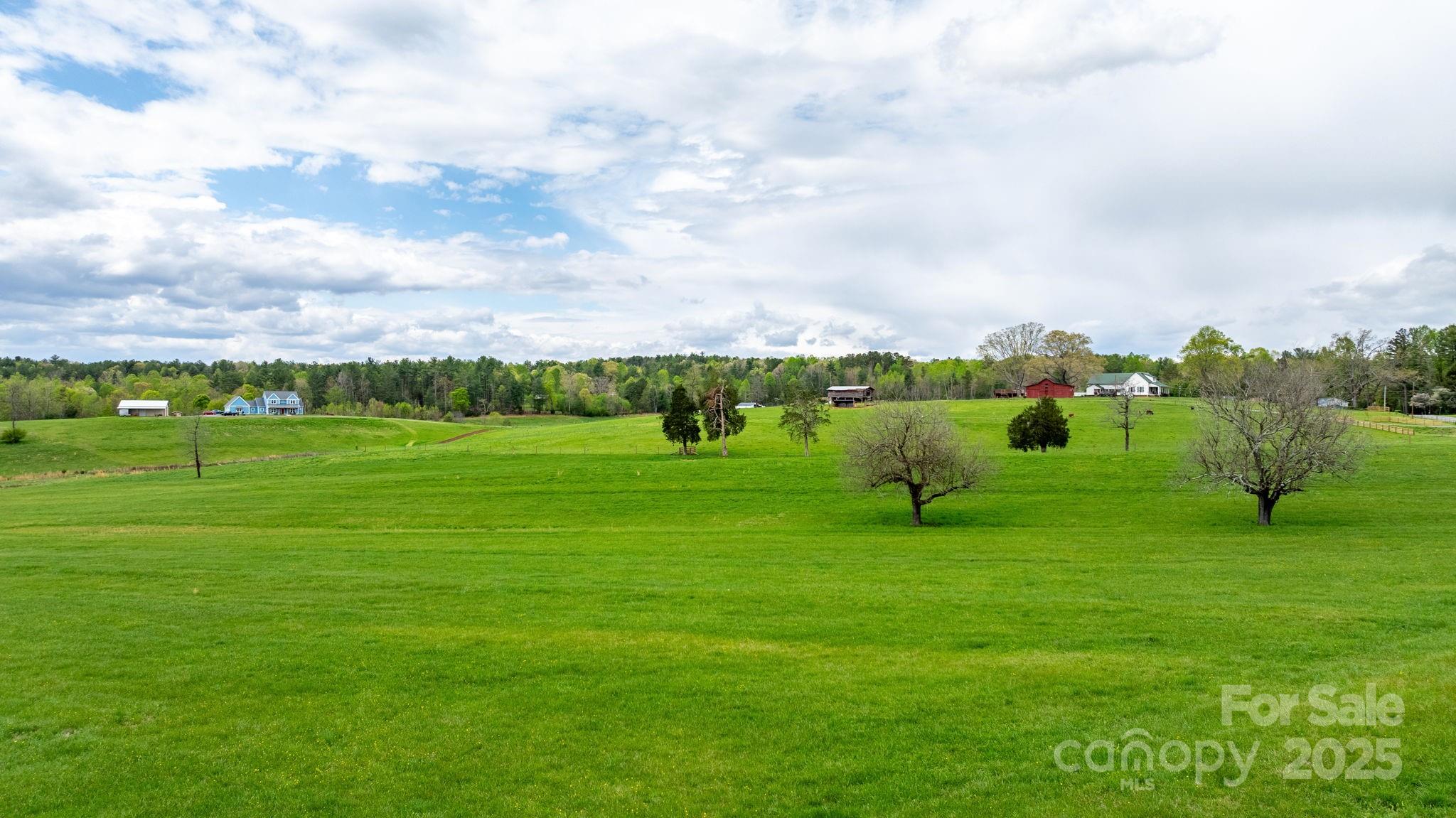 3795 Hartland Road #3 Property Photo