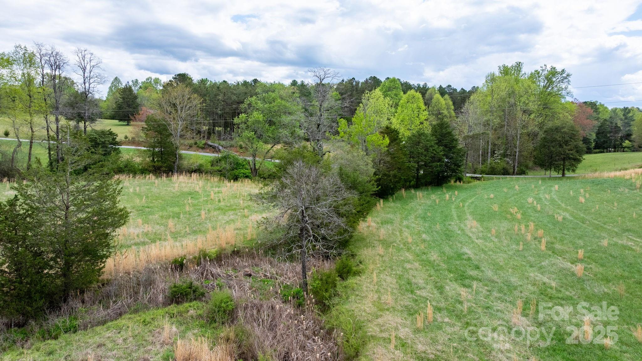 3795 Hartland Road #3 Property Photo 10