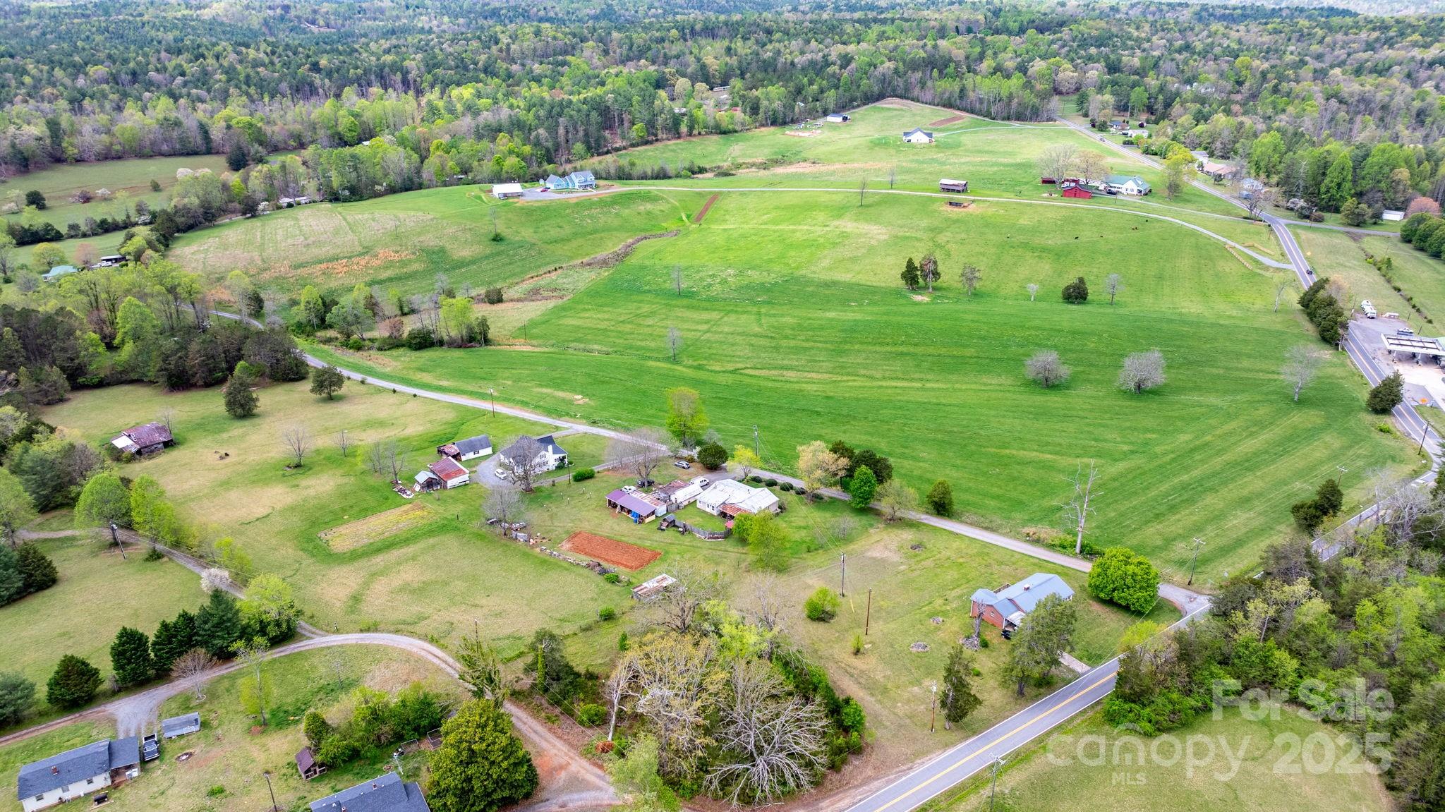 3795 Hartland Road #3 Property Photo 15