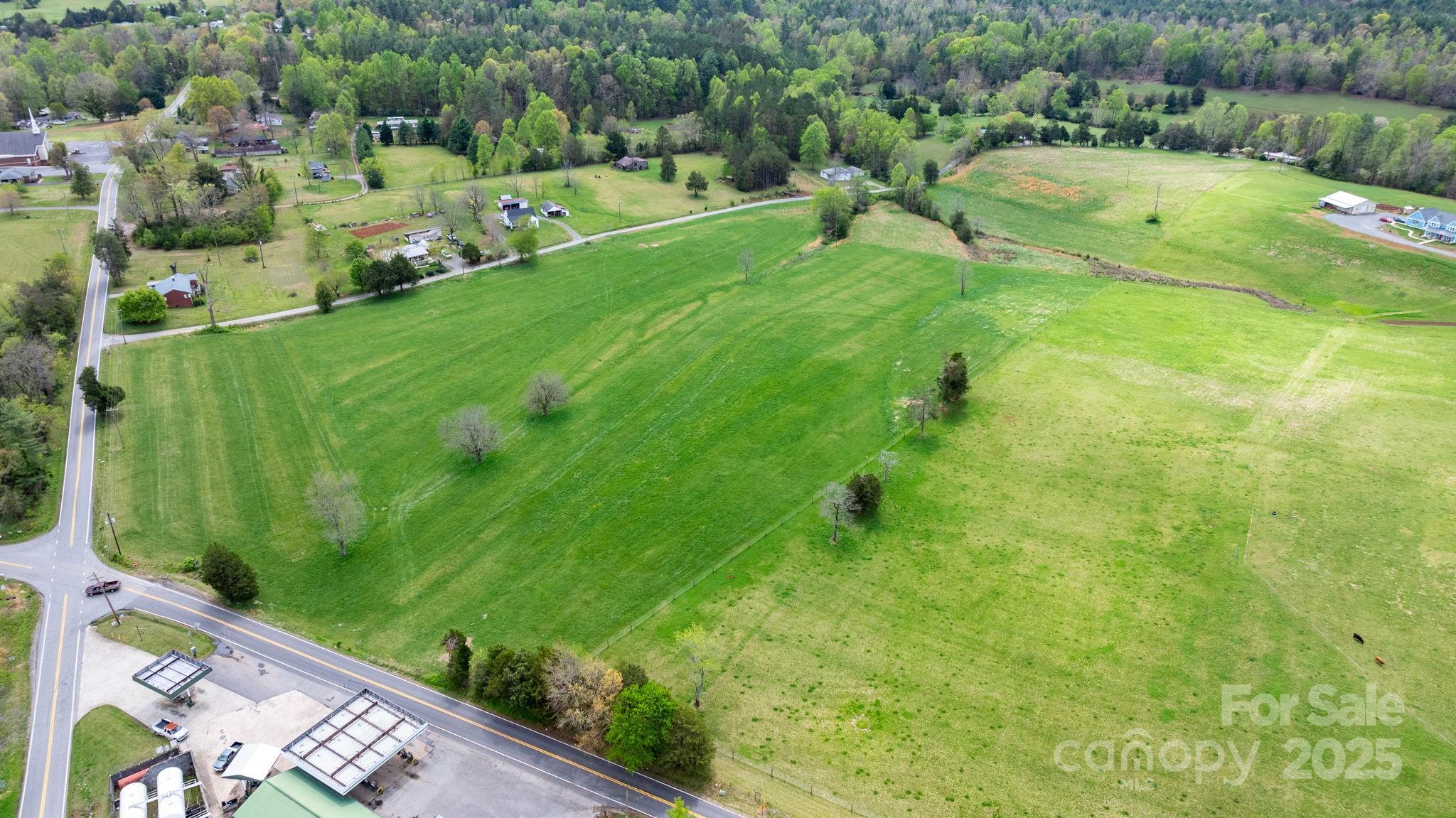 3795 Hartland Road #3 Property Photo 18
