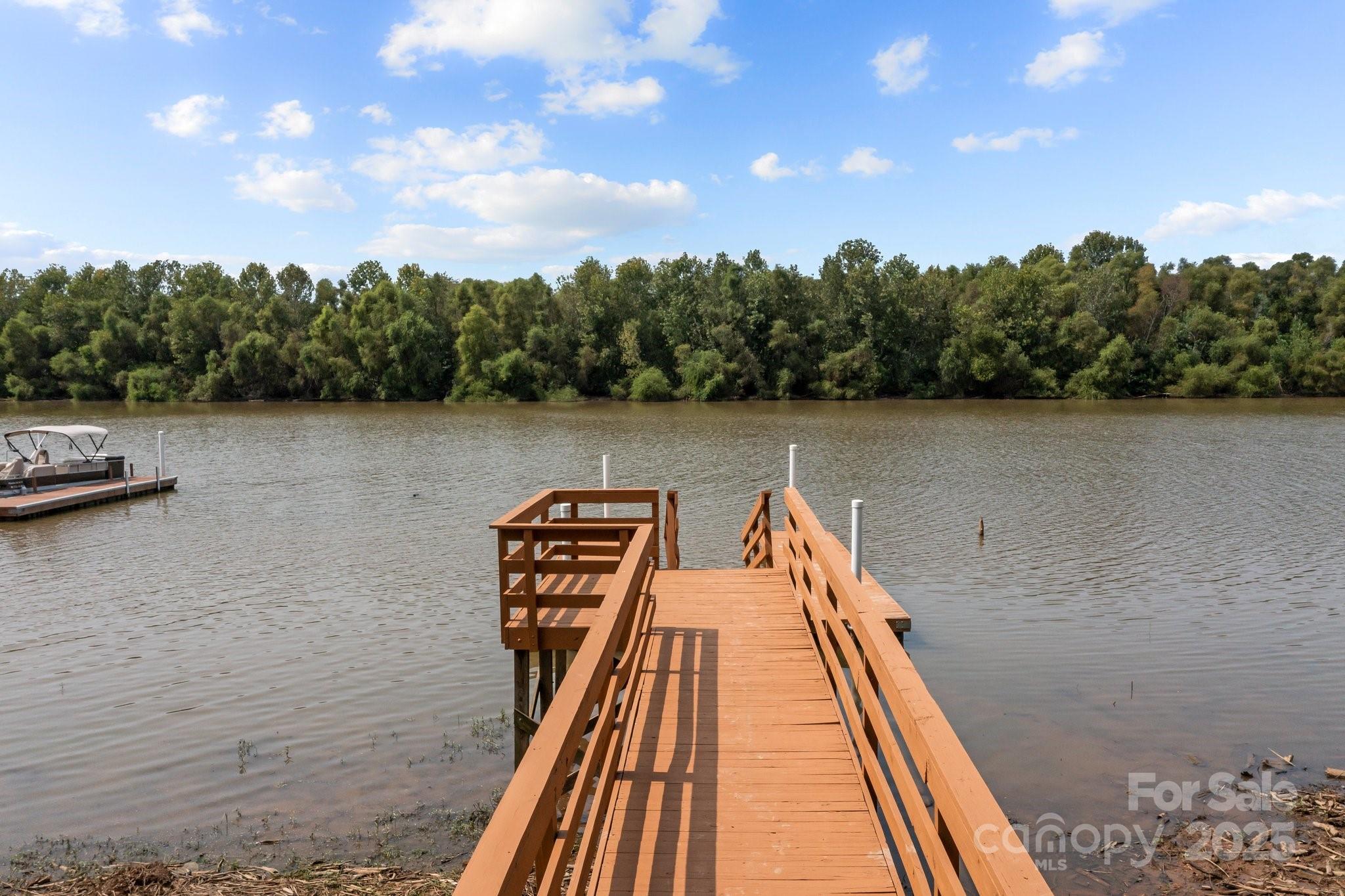 1346 Riverview Boulevard Property Photo 4