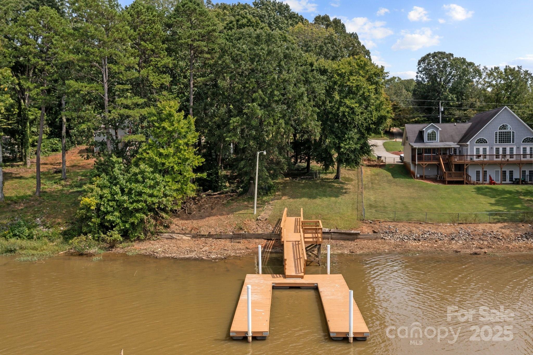 1346 Riverview Boulevard Property Photo 13