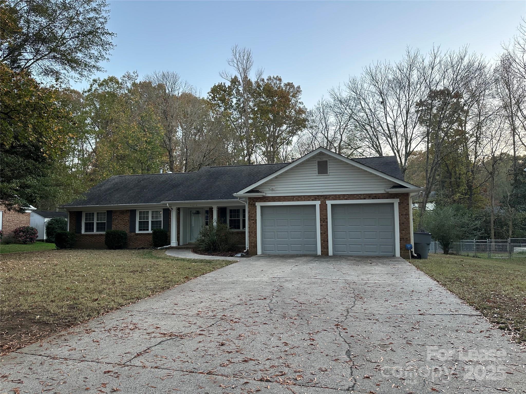 4014 Foxmoor Drive Property Photo