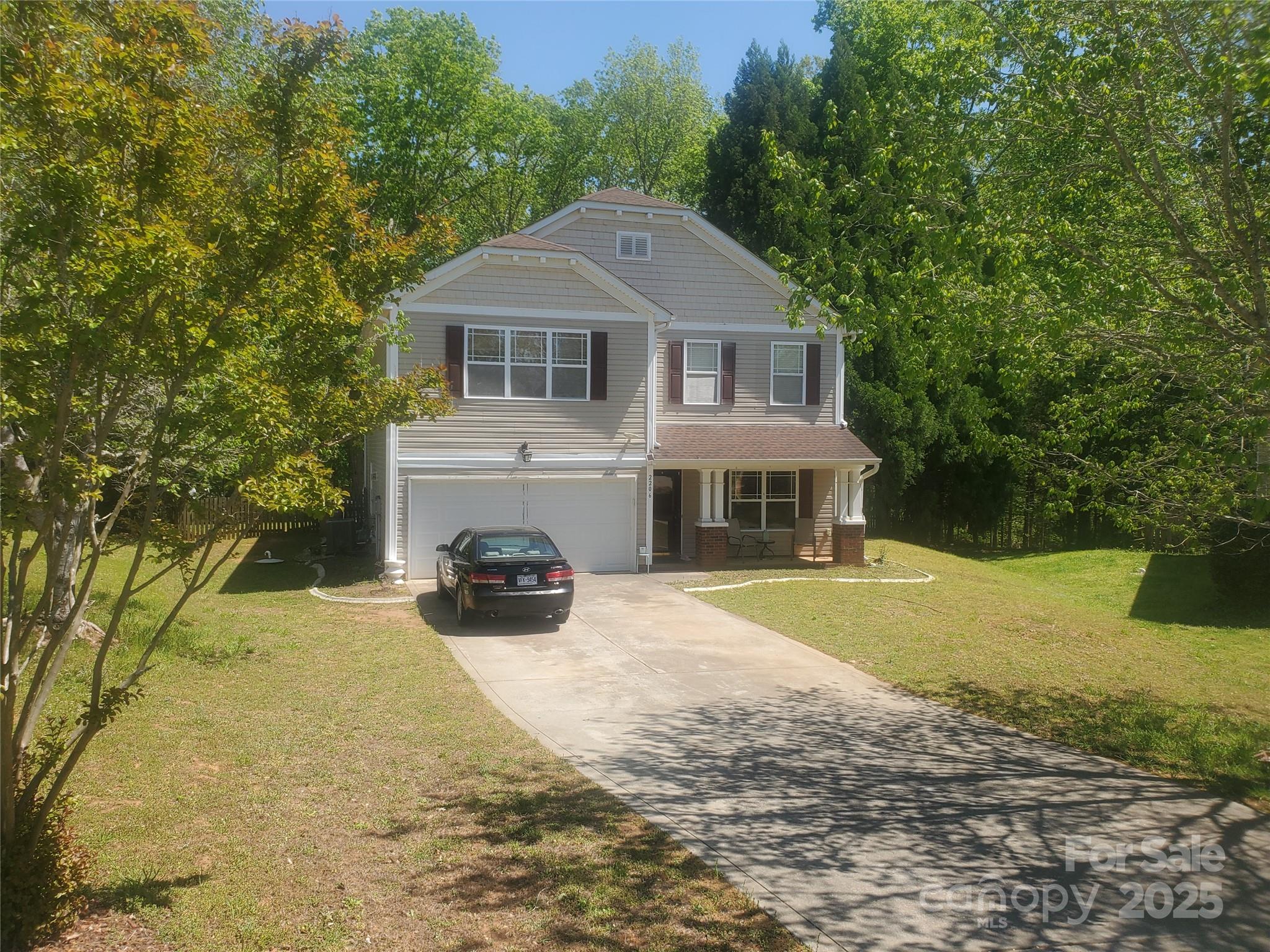2206 Golden Larch Lane Property Photo
