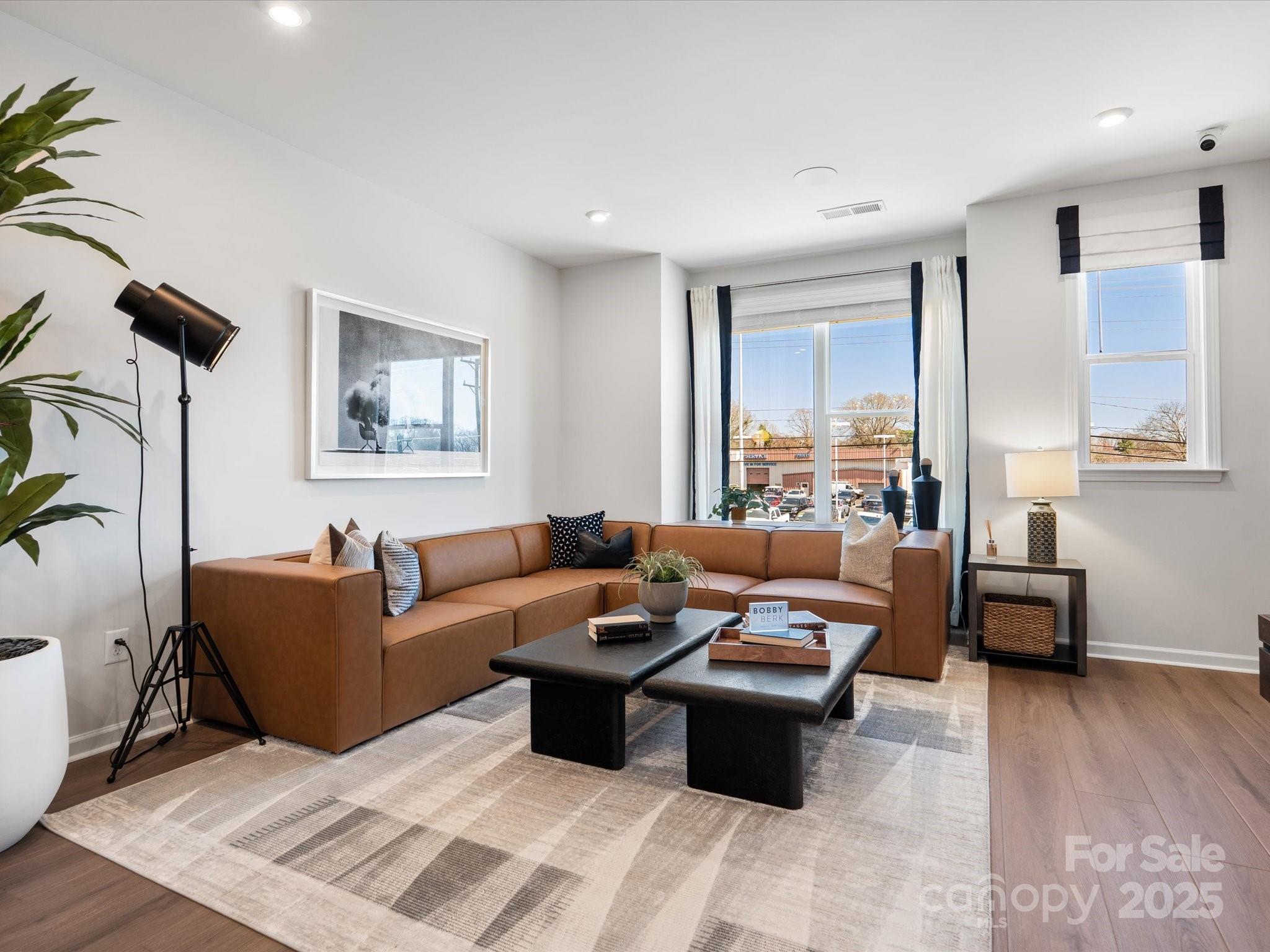 5516 Swaling Street Property Photo 1