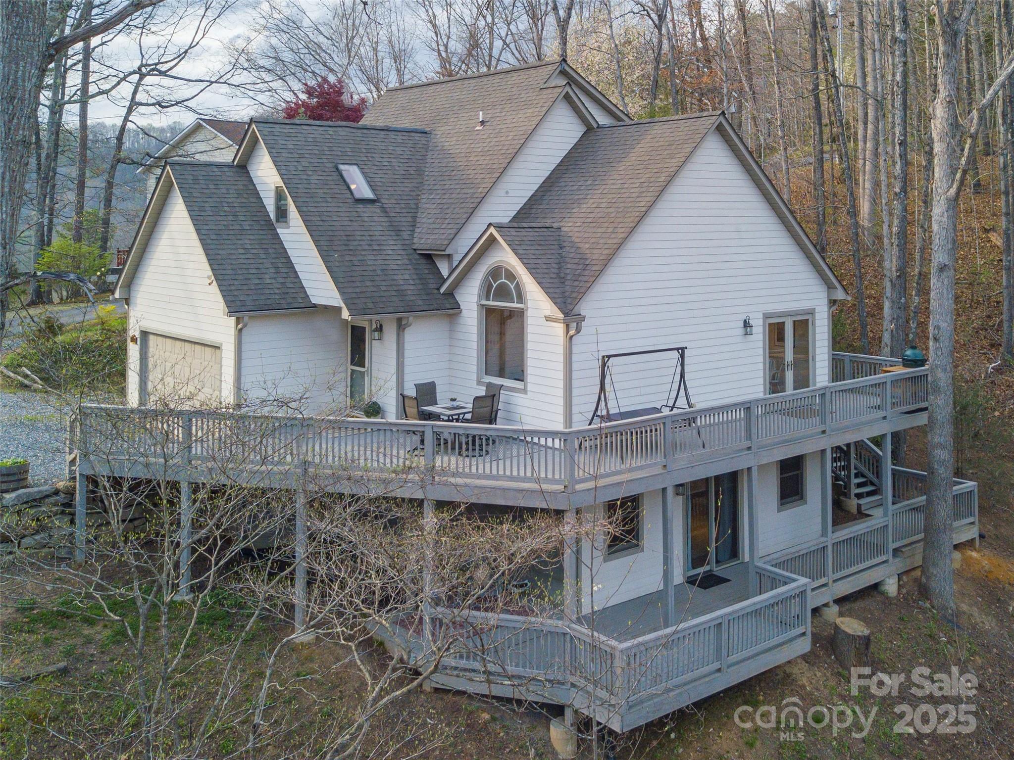 212 Appleton Drive Property Photo
