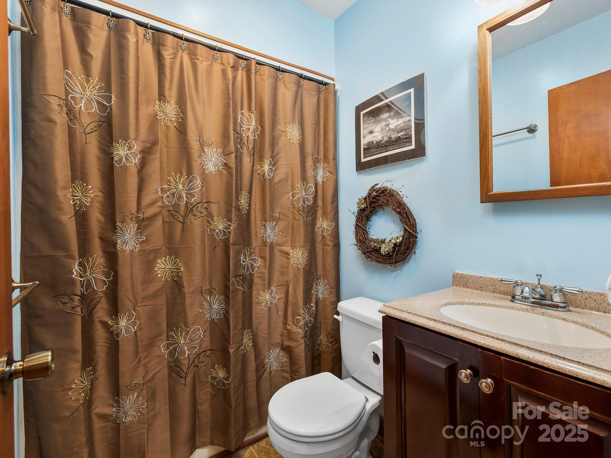 70 Fox Run Property Photo 18