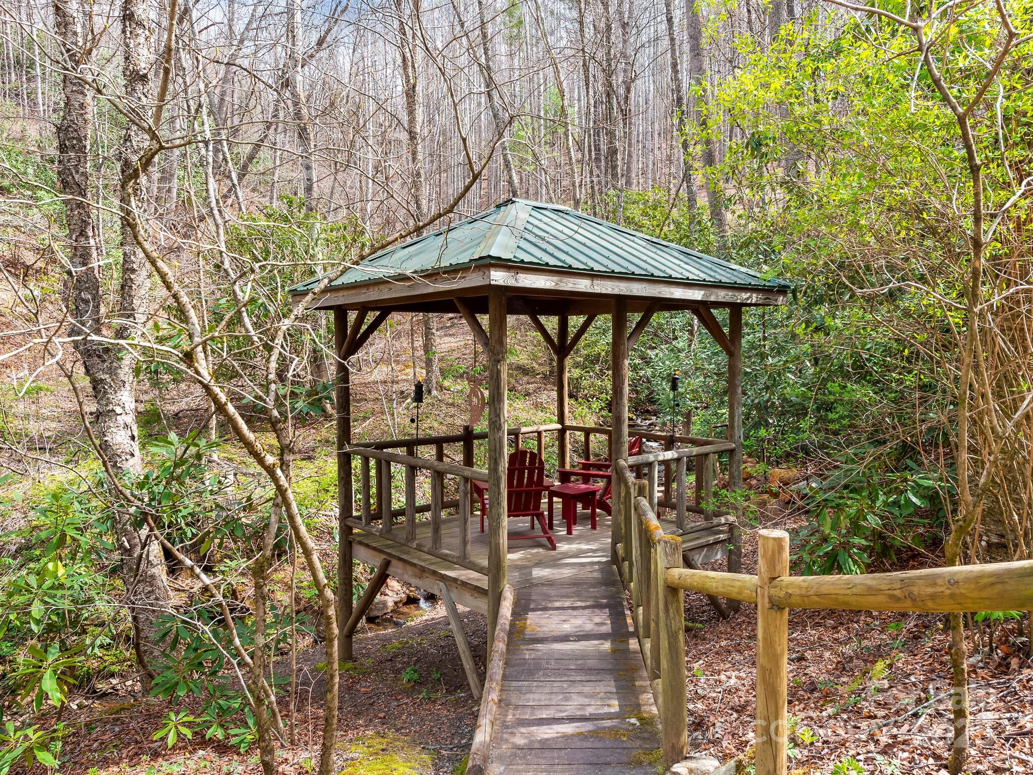 70 Fox Run Property Photo 25