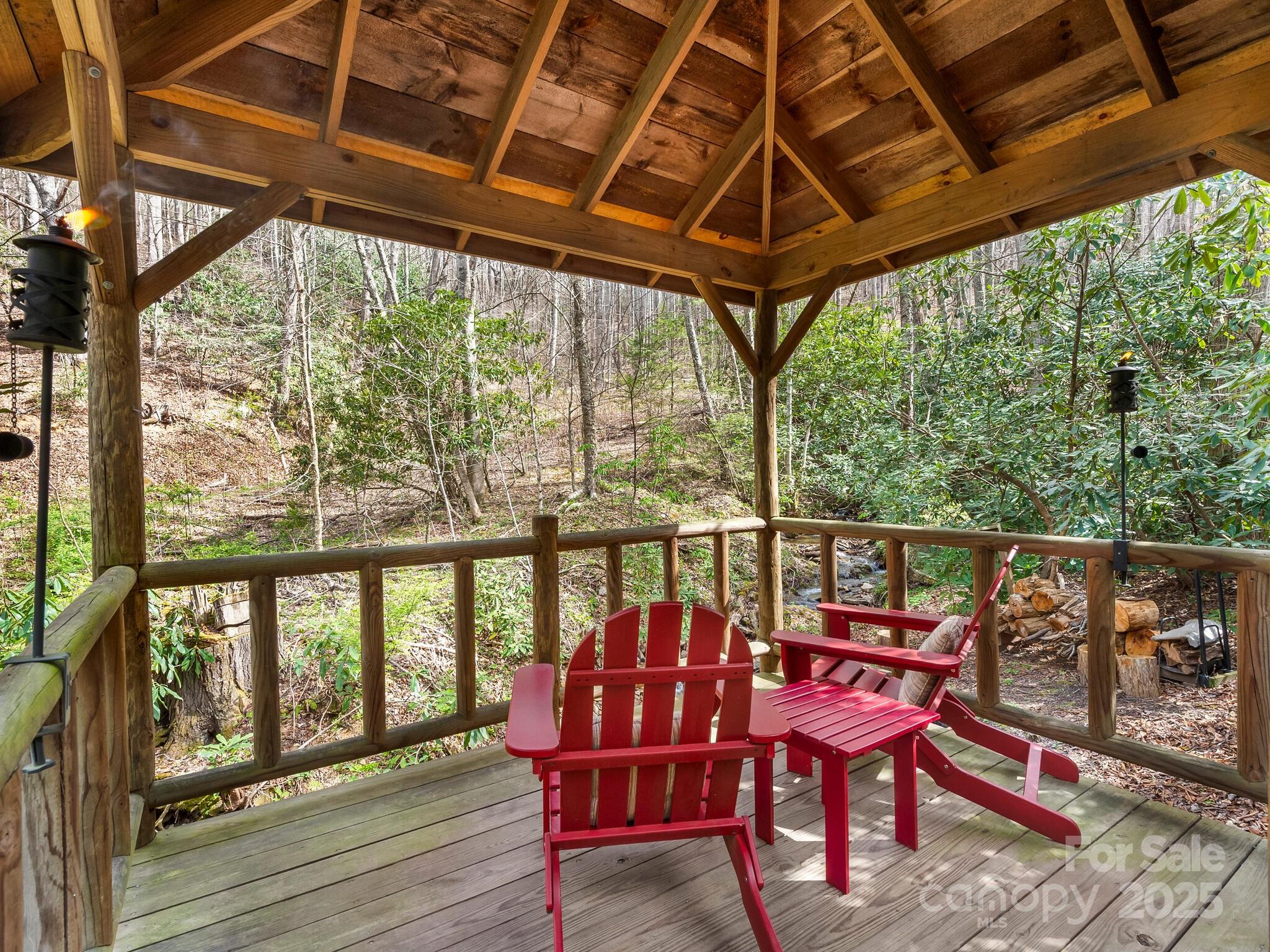 70 Fox Run Property Photo 26