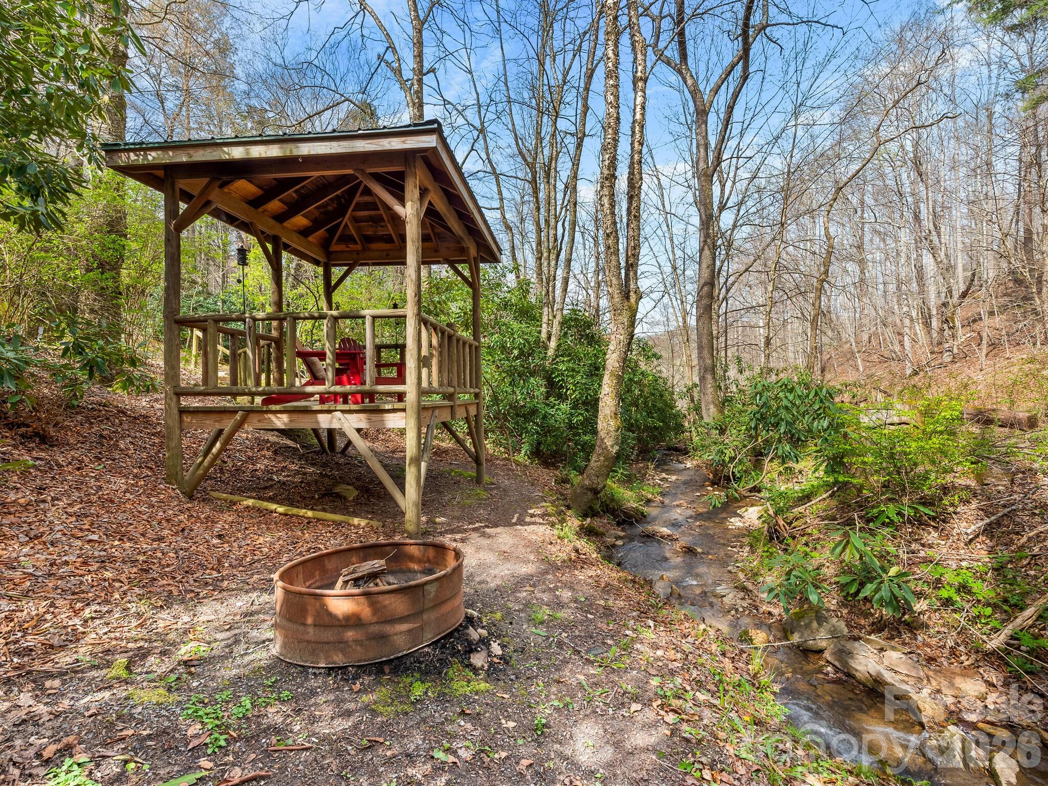 70 Fox Run Property Photo 29