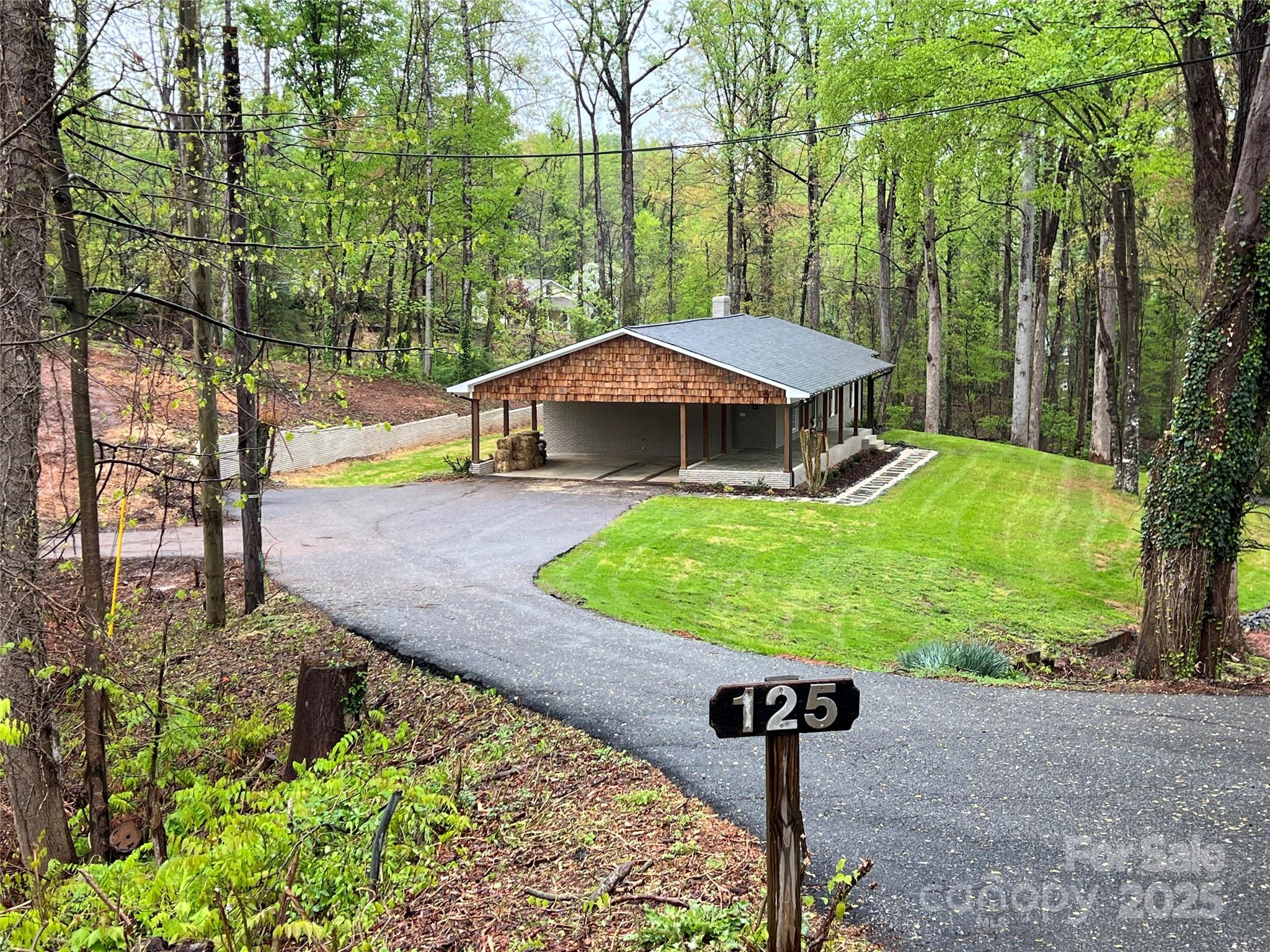 125 Dutchman Creek Road Property Photo