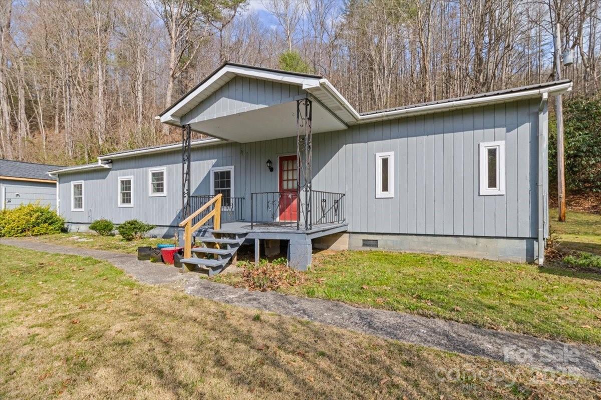 3722/3724 Walnut Creek Road Property Photo 1