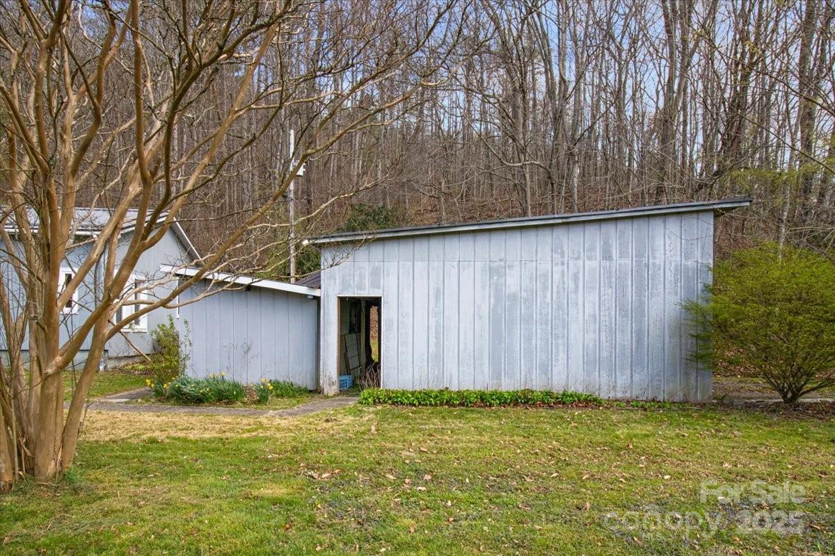 3722/3724 Walnut Creek Road Property Photo 7