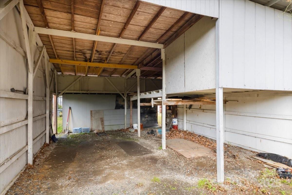 3722/3724 Walnut Creek Road Property Photo 9